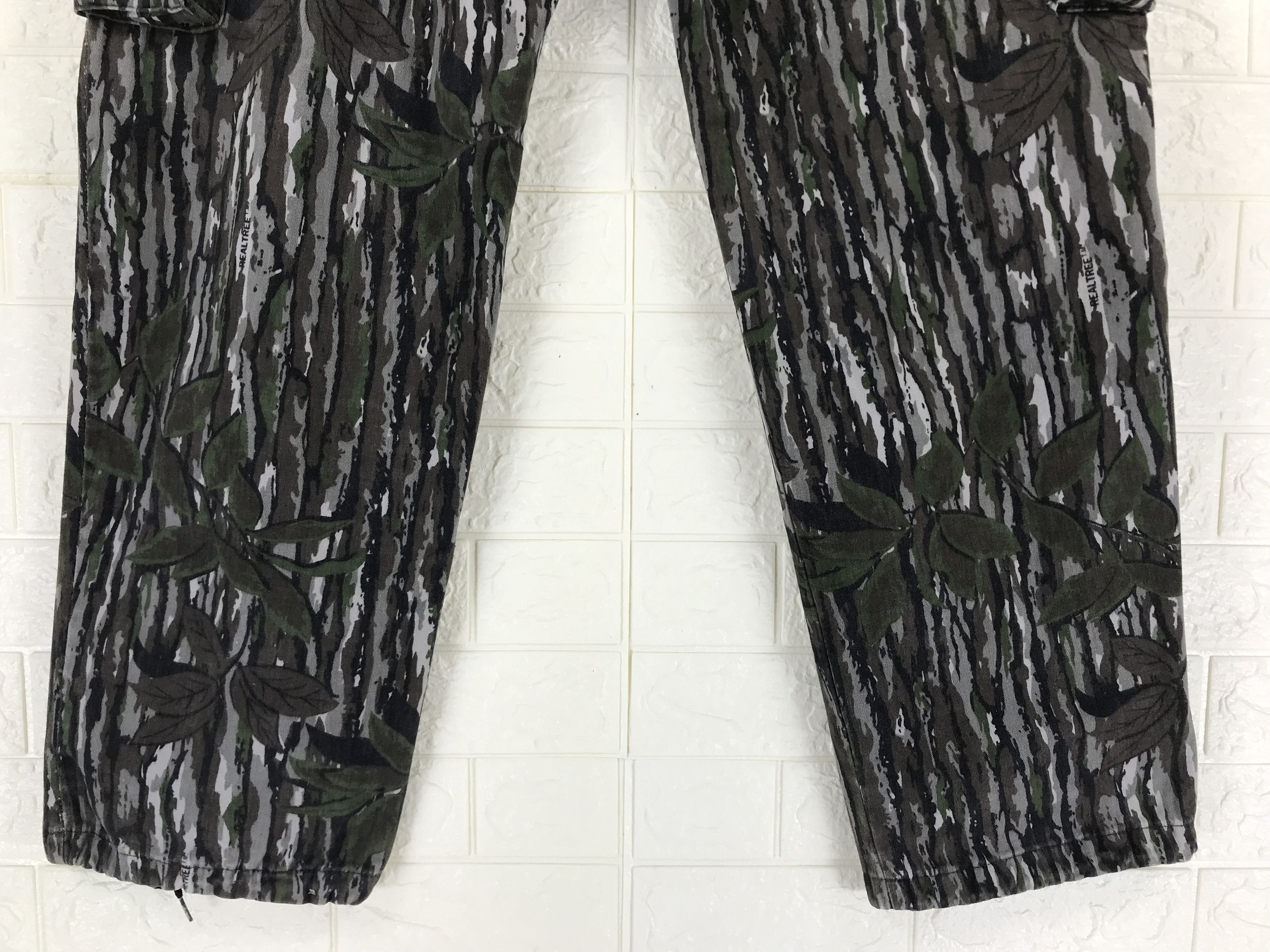Vintage Duxbak Realtree Camo Multipocket Cargo Pants