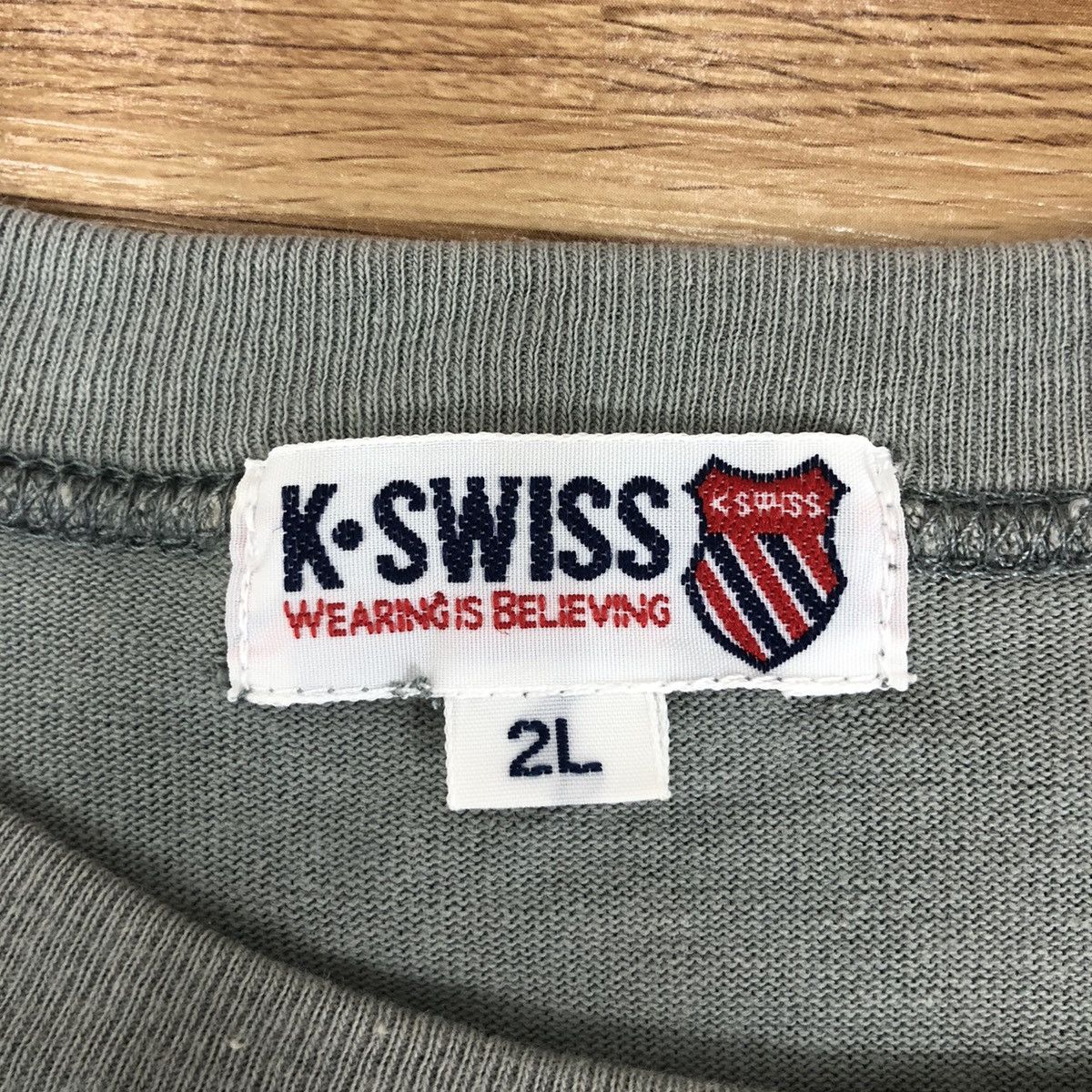 Vintage Vintage 90s K-SWISS Marijuana Tee Shirt Big Logo Size US XXL / EU 58 / 5 - 6 Thumbnail
