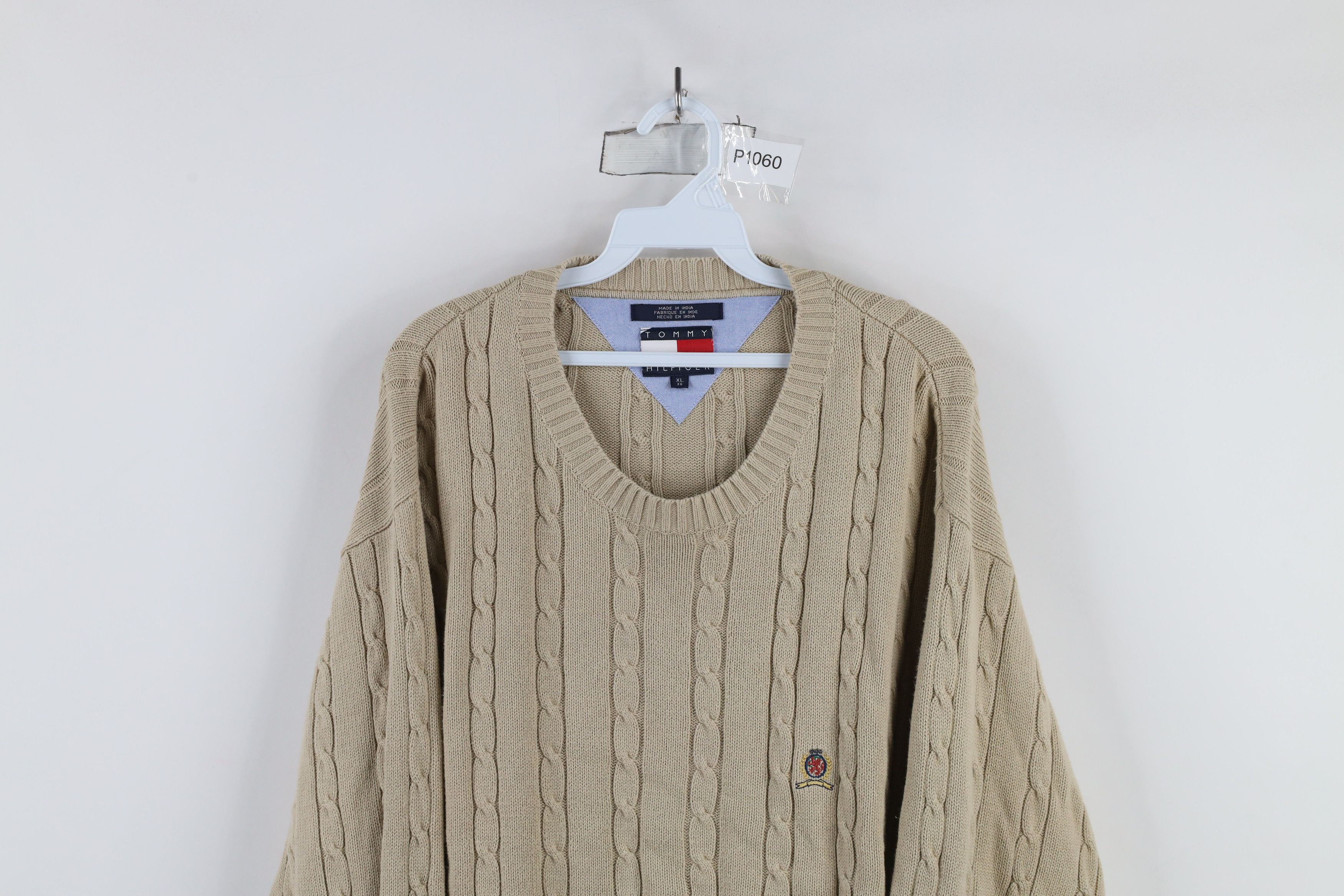 Tommy Hilfiger × Vintage Vintage 90s Tommy Hilfiger Cable Knit Crewneck Sweater Beige Size US XL / EU 56 / 4 - 2 Thumbnail