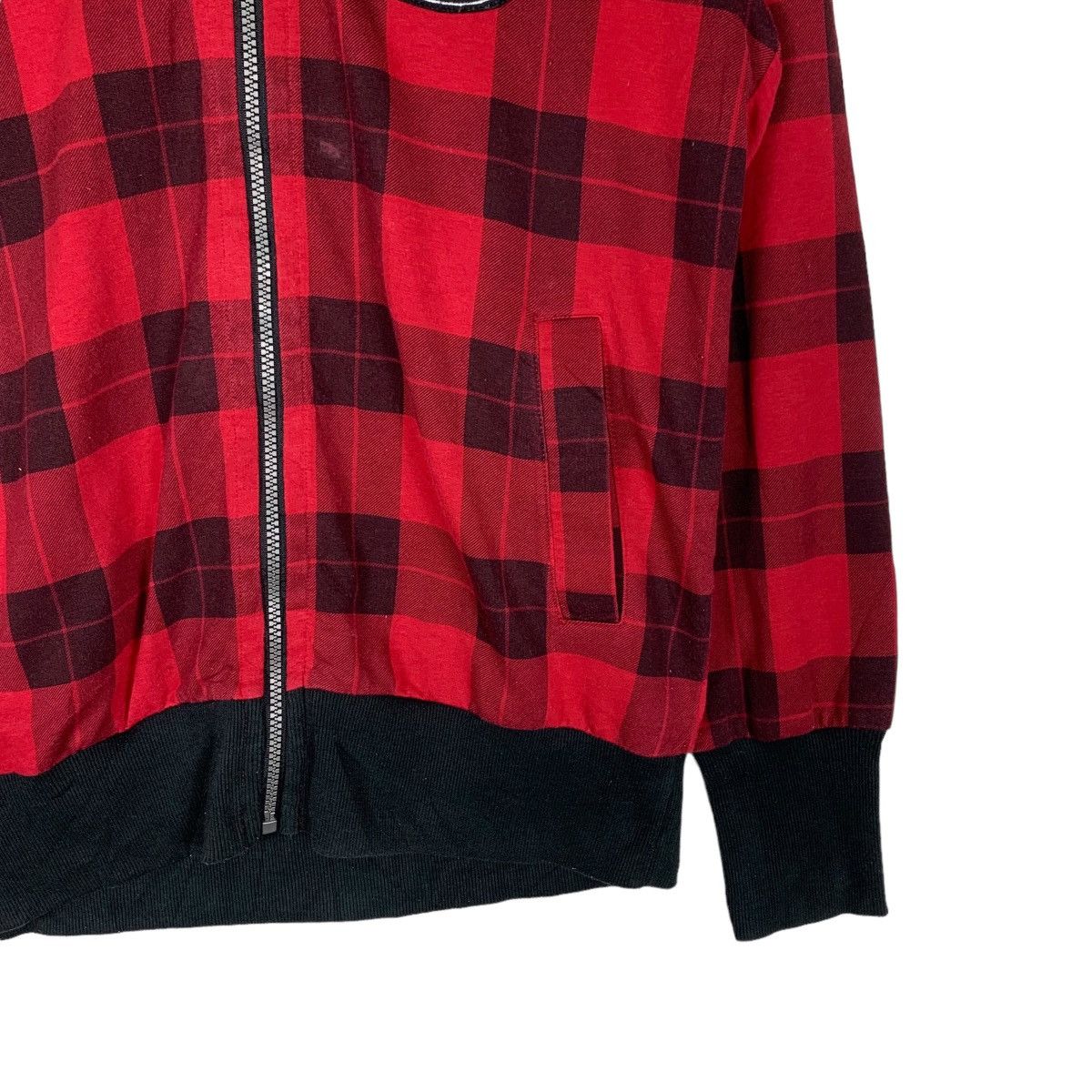 Japanese Brand BATSU STUDIO Big Logo Tartan Zipper Hoodies #0806-C36 Size US M / EU 48-50 / 2 - 4 Thumbnail