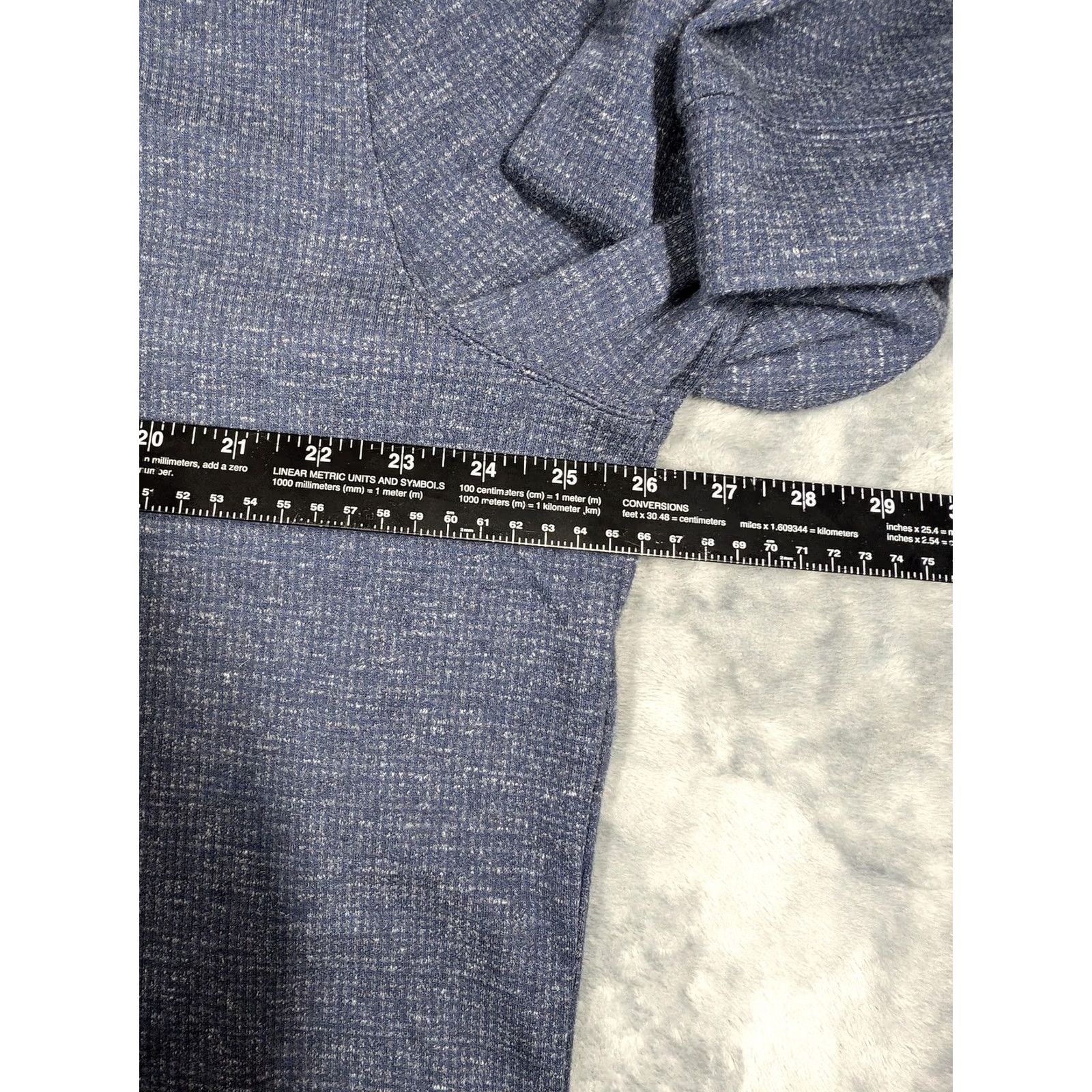johnnie-O johnnie-O Pullover Mens XL Blue Heather Waffle Knit Button Mock Neck Sweater Size US XL / EU 56 / 4 - 3 Thumbnail