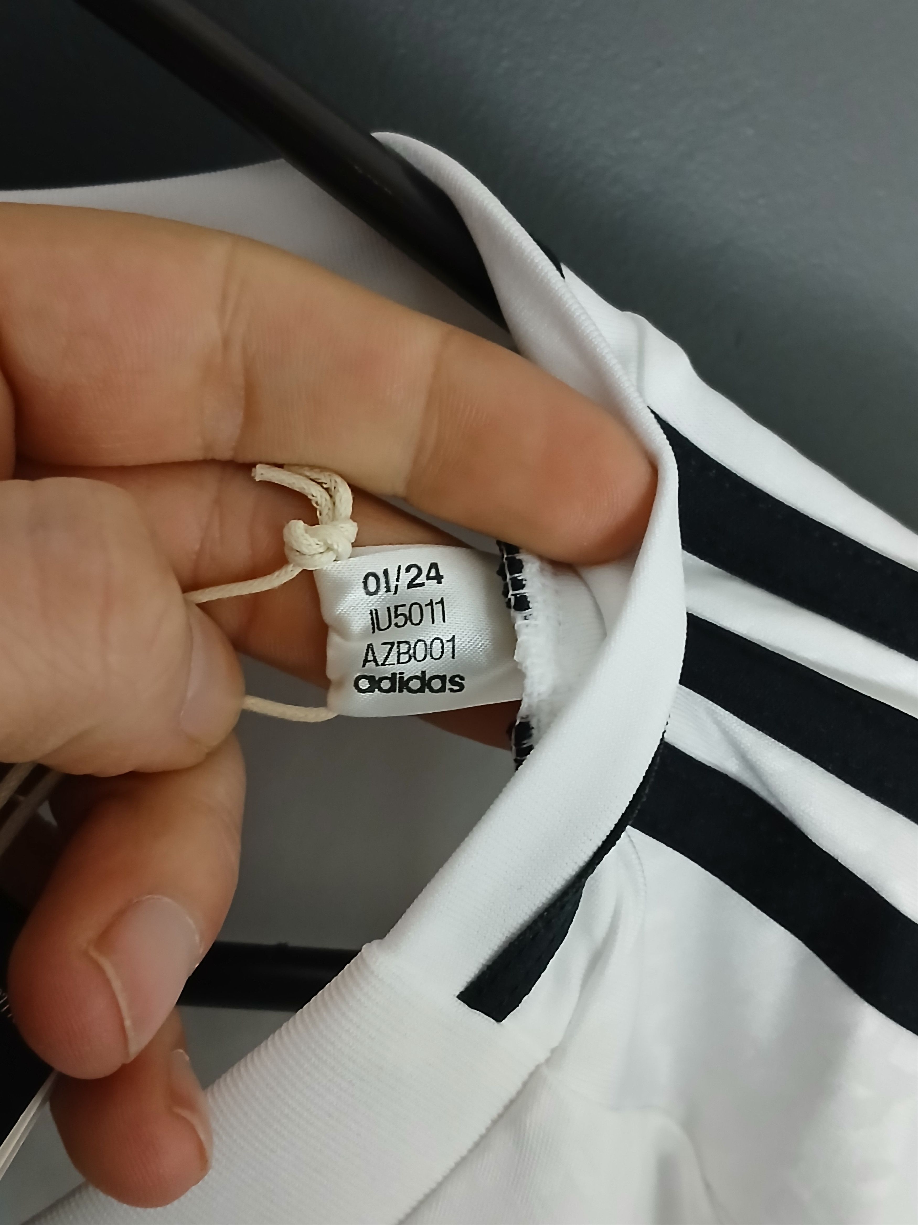 Adidas New Real Madrid 24/25 Home Football Jersey T-Shirt Size US L / EU 52-54 / 3 - 7 Thumbnail