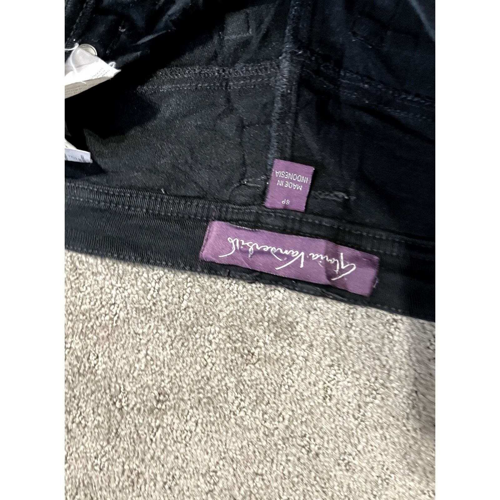 Gloria Vanderbilt VINTAGE Gloria Vanderbilt Jeans Amanda Denim Black 6P Women’s Jeans Amanda Straight Size 6P Girls? Size 28" / US 6 / IT 42 - 5 Thumbnail