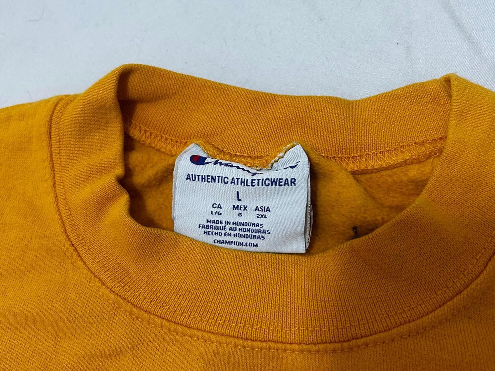 Champion Champion UW Oshkosh Titans Yellow Sweatshirt Large Size US L / EU 52-54 / 3 - 6 Thumbnail