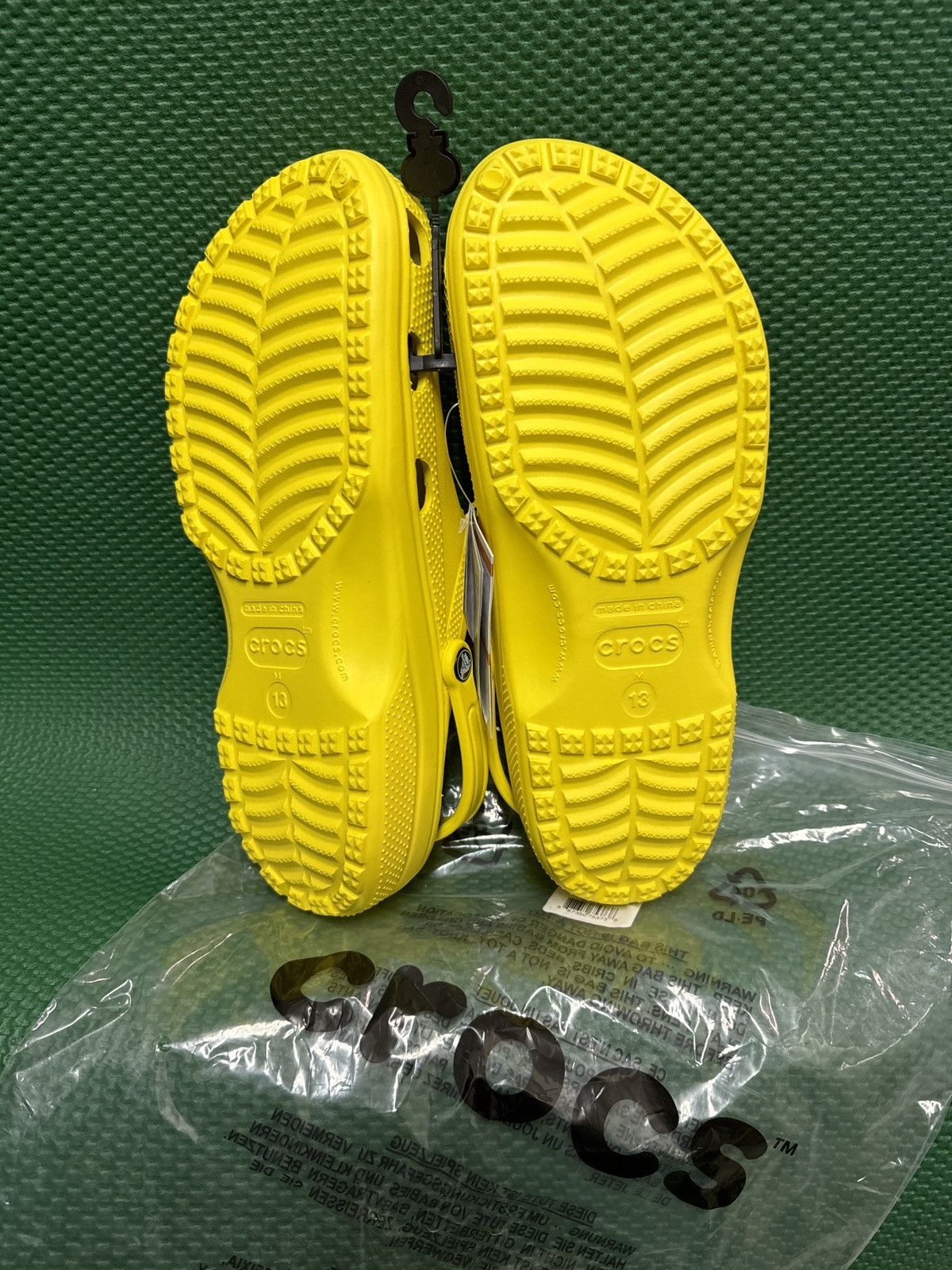 Crocs Crocs Classic Yellow Clogs, Men’s Size 13 Size US 13 / EU 46 - 3 Thumbnail