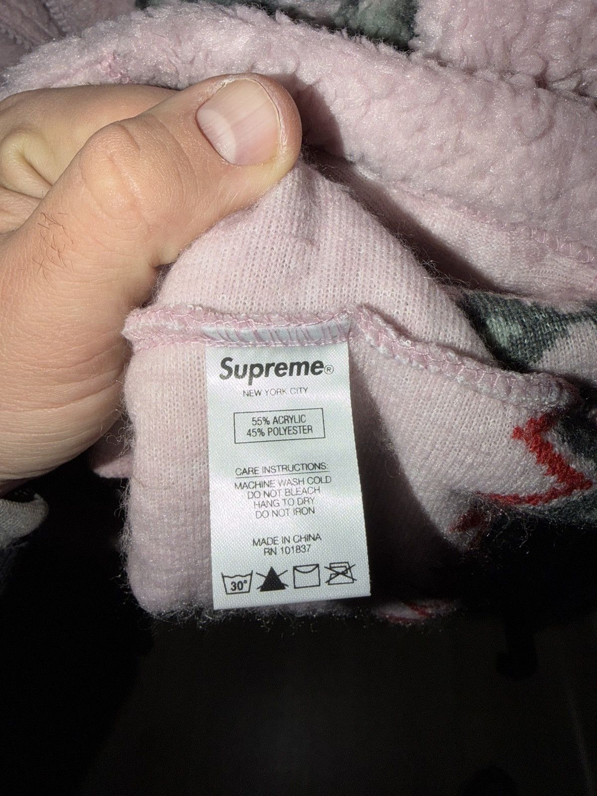Supreme Rare Supreme Drama Mask Fleece Jacket Mens Pink LS Full Zip Size US L / EU 52-54 / 3 - 12 Thumbnail