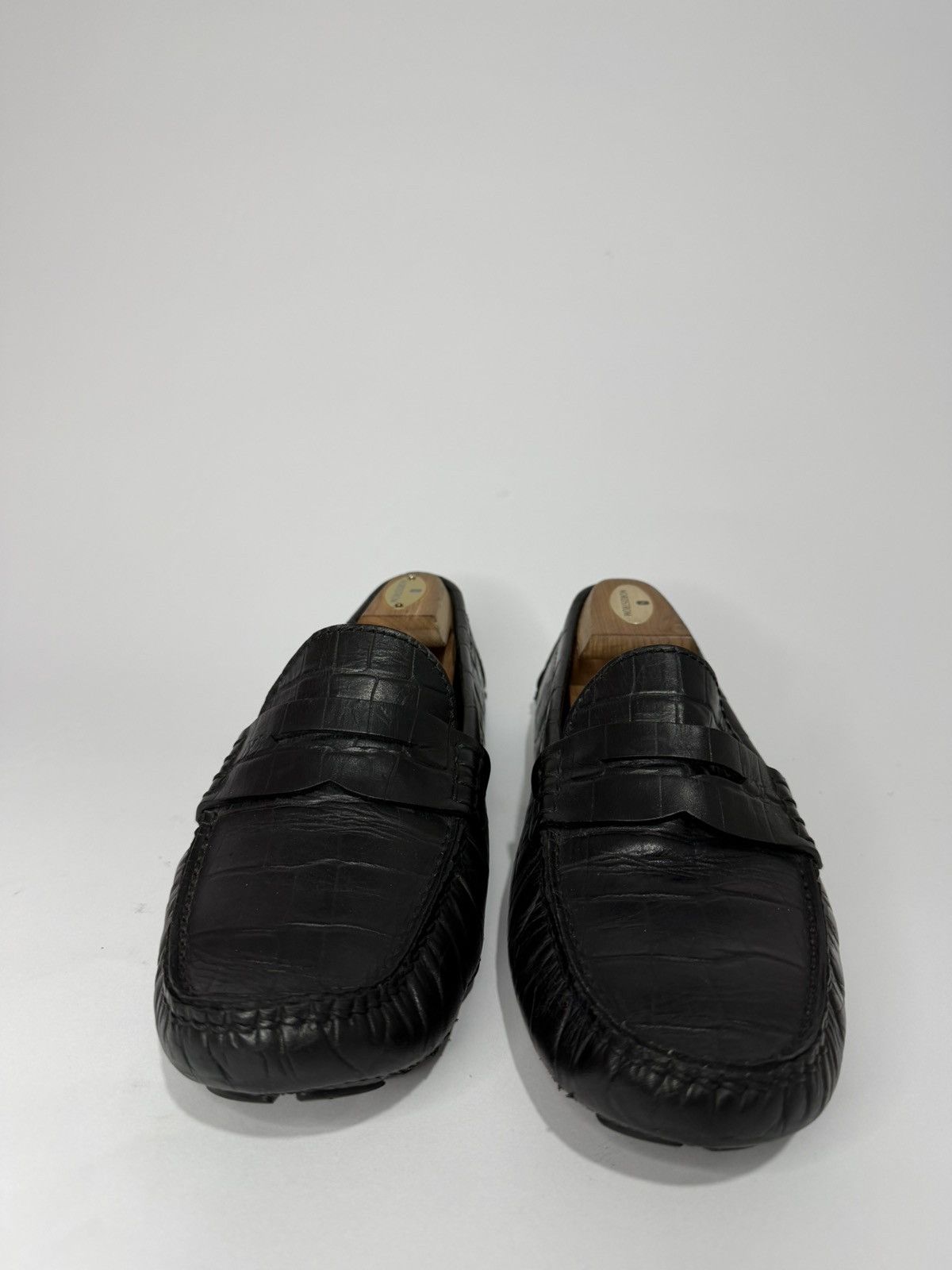Louis Vuitton Louis Vuitton Black Croc Embossed Leather Driving Loafers Size US 8 / EU 41 - 7 Thumbnail