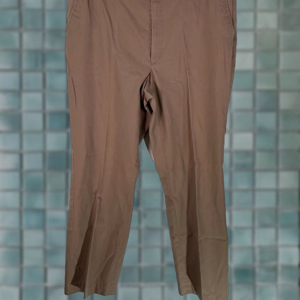 Wrangler Wrangler Mens Flat Front Regular Fit Straight Dress Pants Brown 38X34 Casual Pants Size US 38 / EU 54 - 1 Thumbnail