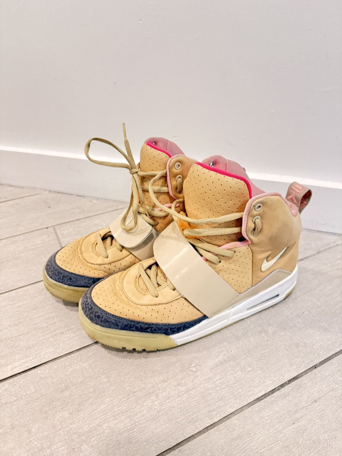 Nike × Yeezy YEEZY 1 Size US 11 / EU 44 - 1 Thumbnail