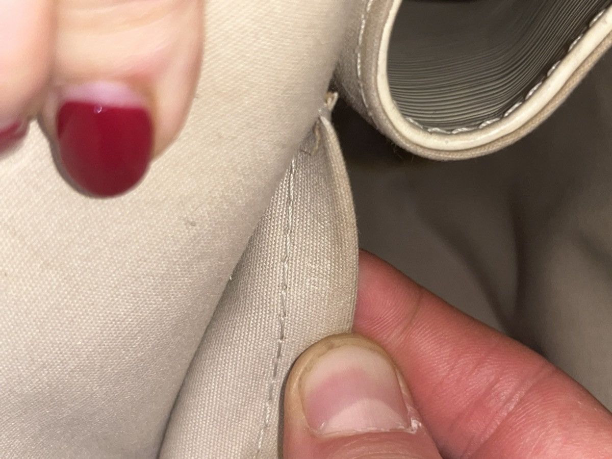 Louis Vuitton Lv Size ONE SIZE - 17 Thumbnail
