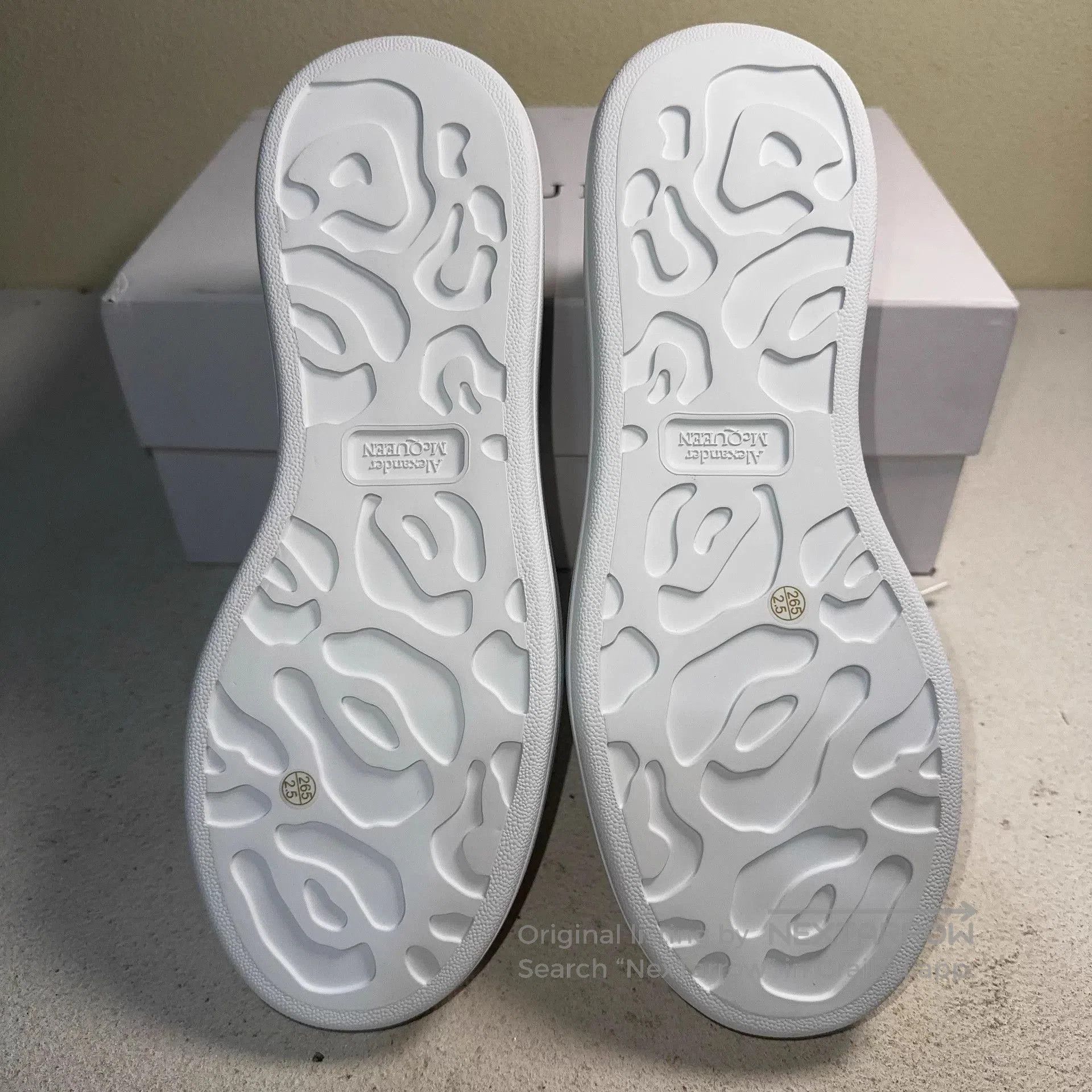 Alexander McQueen White Platform Low-Top Sneakers Size 10. Size US 10 / EU 43 - 4 Thumbnail