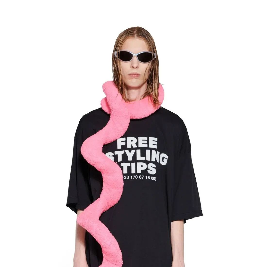 Balenciaga o1la1rc1a0625 Styling Hotline T-Shirt Large Fit in Black Size XS / US 0-2 / IT 36-38 - 6 Thumbnail