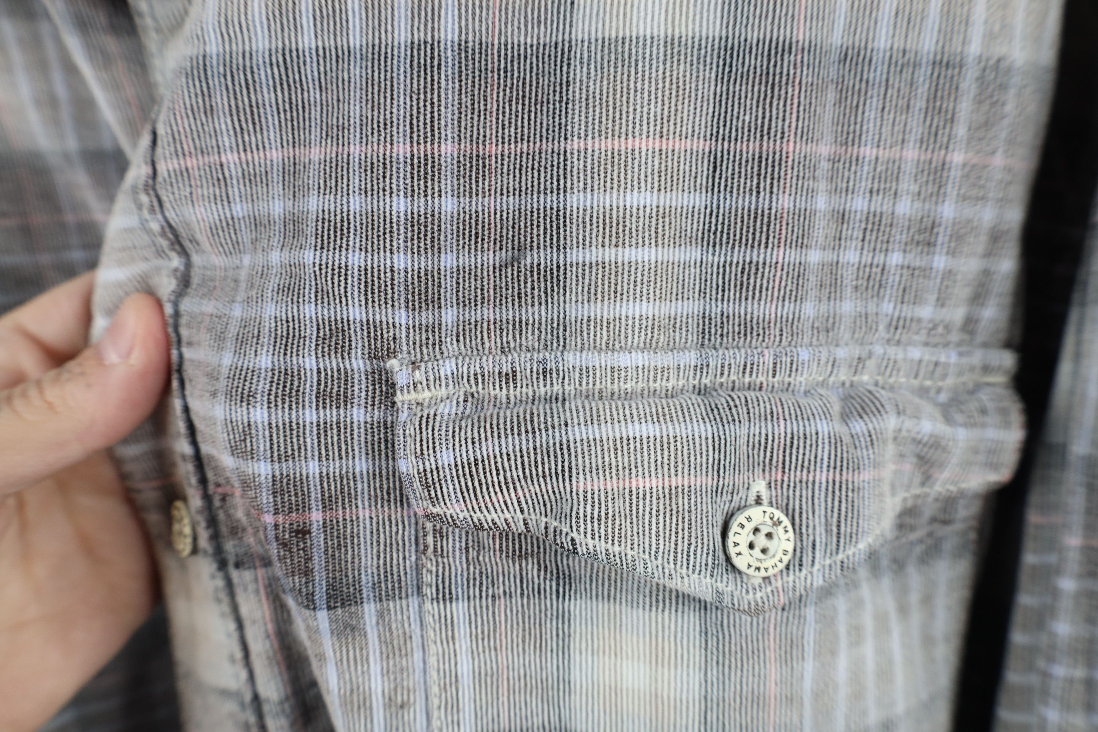 Tommy Bahama × Vintage Vintage Tommy Bahama Corduroy Collared Button Shirt Plaid Size US XXL / EU 58 / 5 - 8 Thumbnail