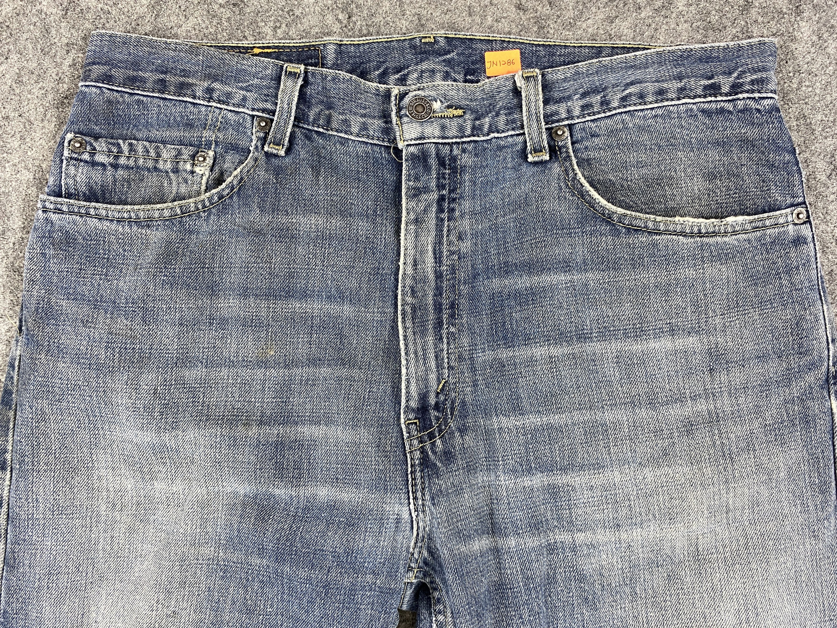 Levi's Blue Distressed Vintage Levi's 505 Jeans 34x30 Denim JN1286 Size US 34 / EU 50 - 3 Thumbnail