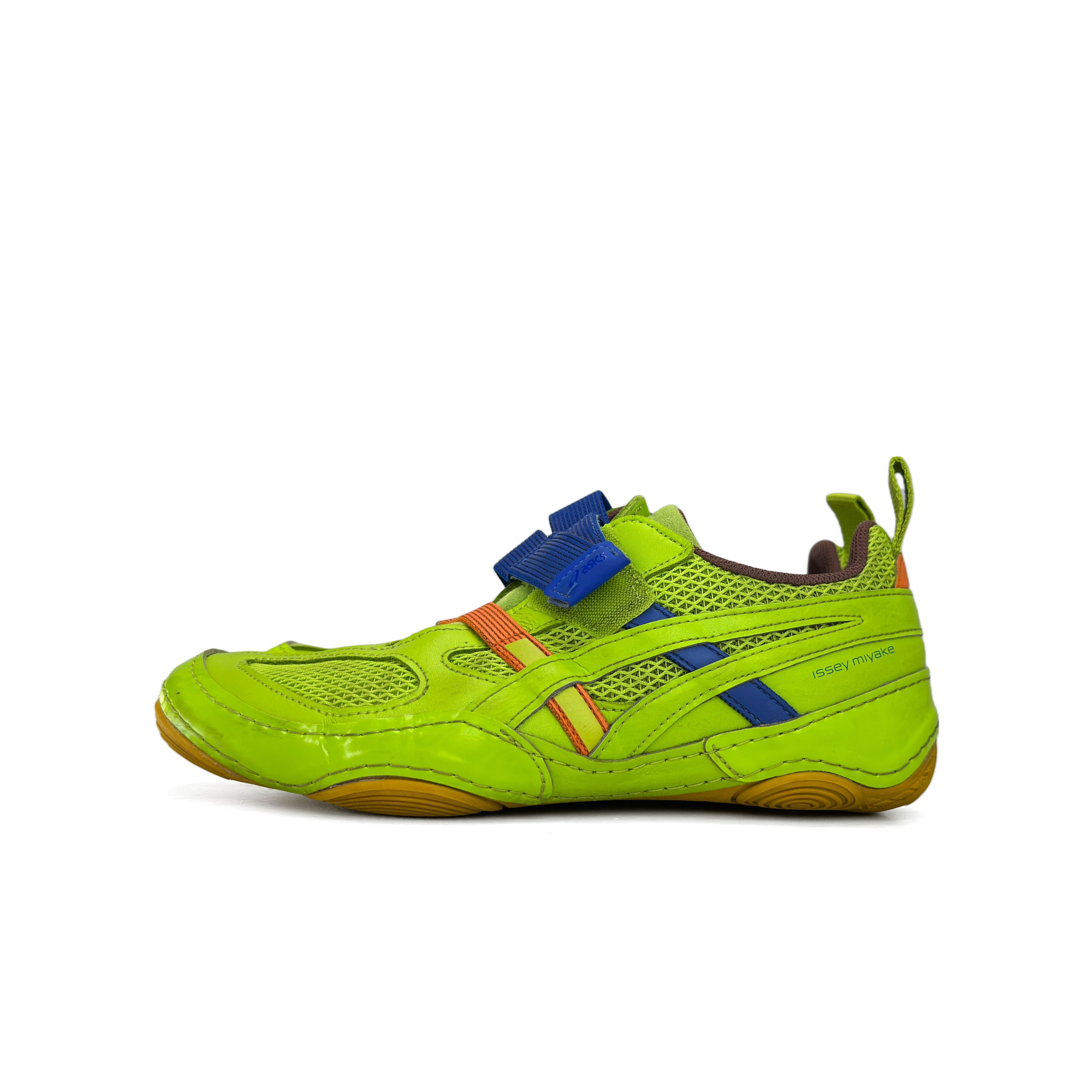 Asics ASICS x Issey Miyake Hyper Taping Sneakers Size 5.5 Size US 5.5 / EU 38 - 1 Thumbnail