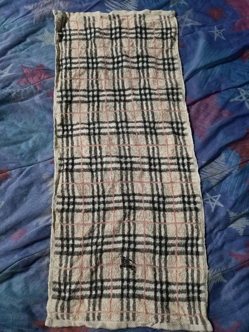 Burberry Burberry London Nova Check Small Towel Size ONE SIZE - 1 Thumbnail