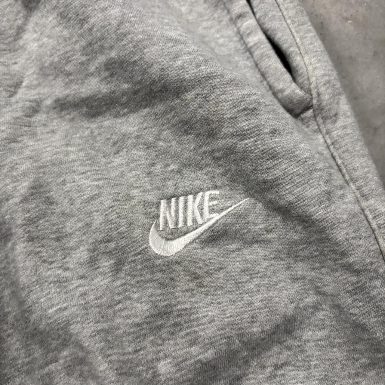 Nike × Vintage Crazy Vintage Y2K/2000s Light Grey Nike Streetwear Essential Sweatpants! Size US 32 / EU 48 - 5 Thumbnail