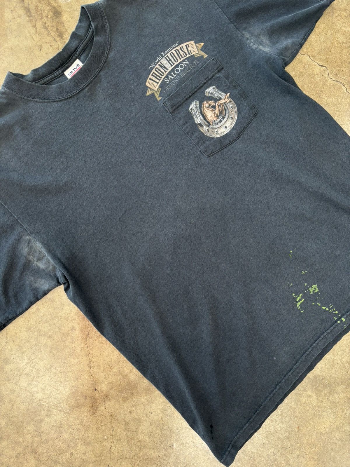 Vintage Vintage Iron Horse Horseshoe Pocket Tee Large Size US L / EU 52-54 / 3 - 1 Thumbnail