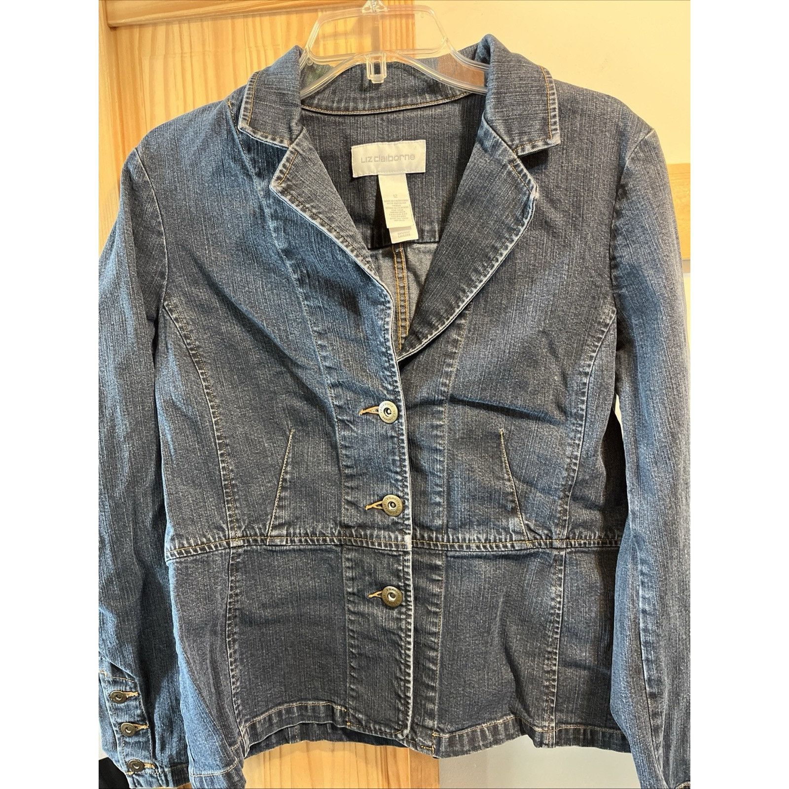 Liz Claiborne Liz Claiborne Jean Jacket Women Size 12 Blue 3 Button Cotton Size XL / US 12-14 / IT 48-50 - 11 Thumbnail