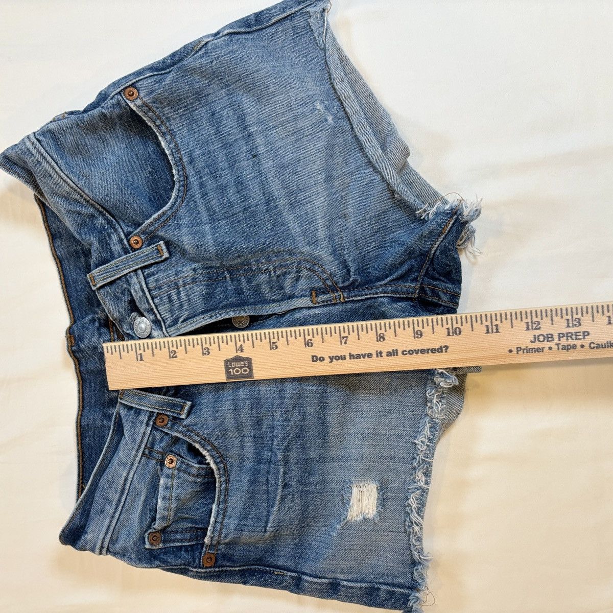 Levi's Vintage Clothing Levi's Vintage 501 High Rise Cut-Off Shorts Light Wash - 24 Size 24" / US 00 / IT 34 - 7 Thumbnail