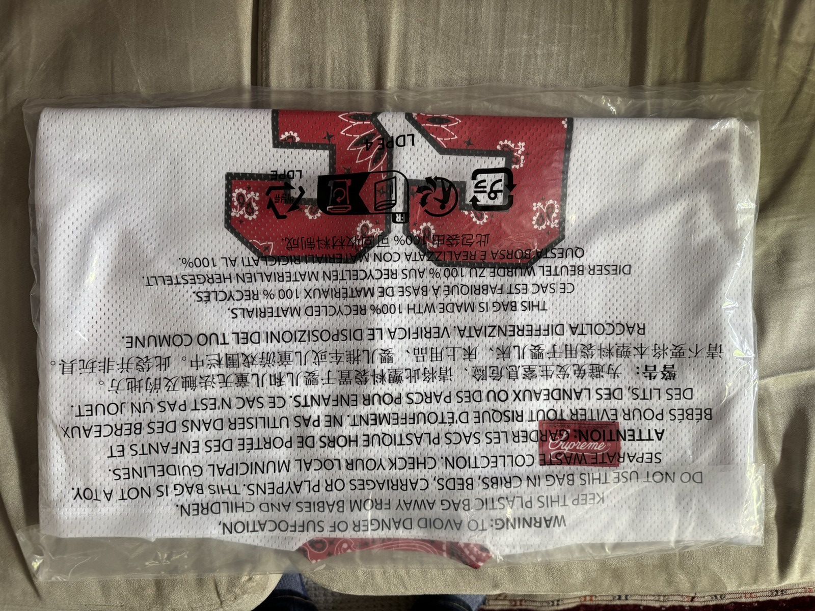 supreme Bandana Football Jersey 白Lサイズ Supreme Bandana Football Jersey White SS25 – UniqueHype