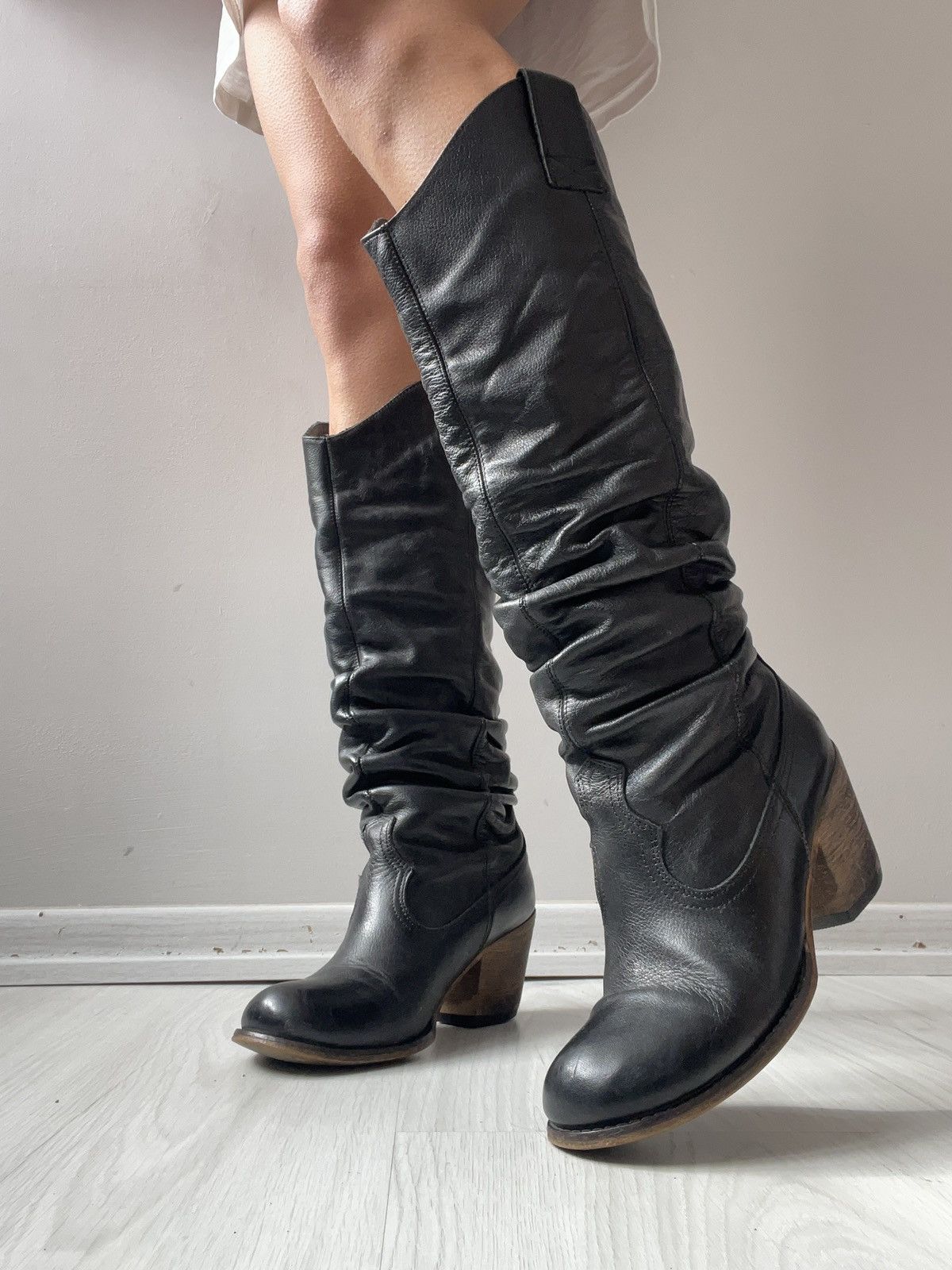 Vintage Vintage Italian boots Size US 6 / IT 36 - 2 Thumbnail