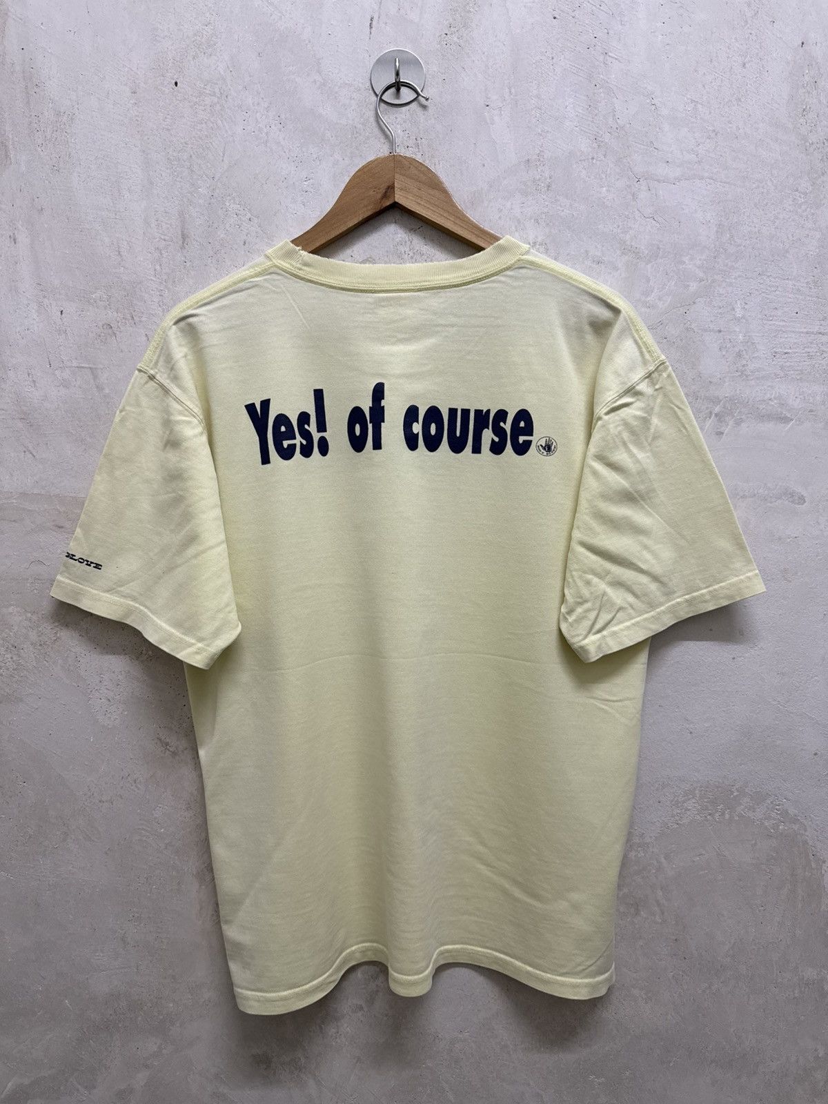 Body Glove Thrashed Faded Vintage Body Glove “Are you a Surfer” Tee Size US M / EU 48-50 / 2 - 3 Thumbnail