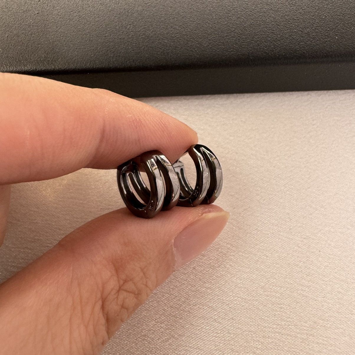 Other Small Hoop Earrings for Men Women Hip Hop Unisex Style Size ONE SIZE - 5 Thumbnail