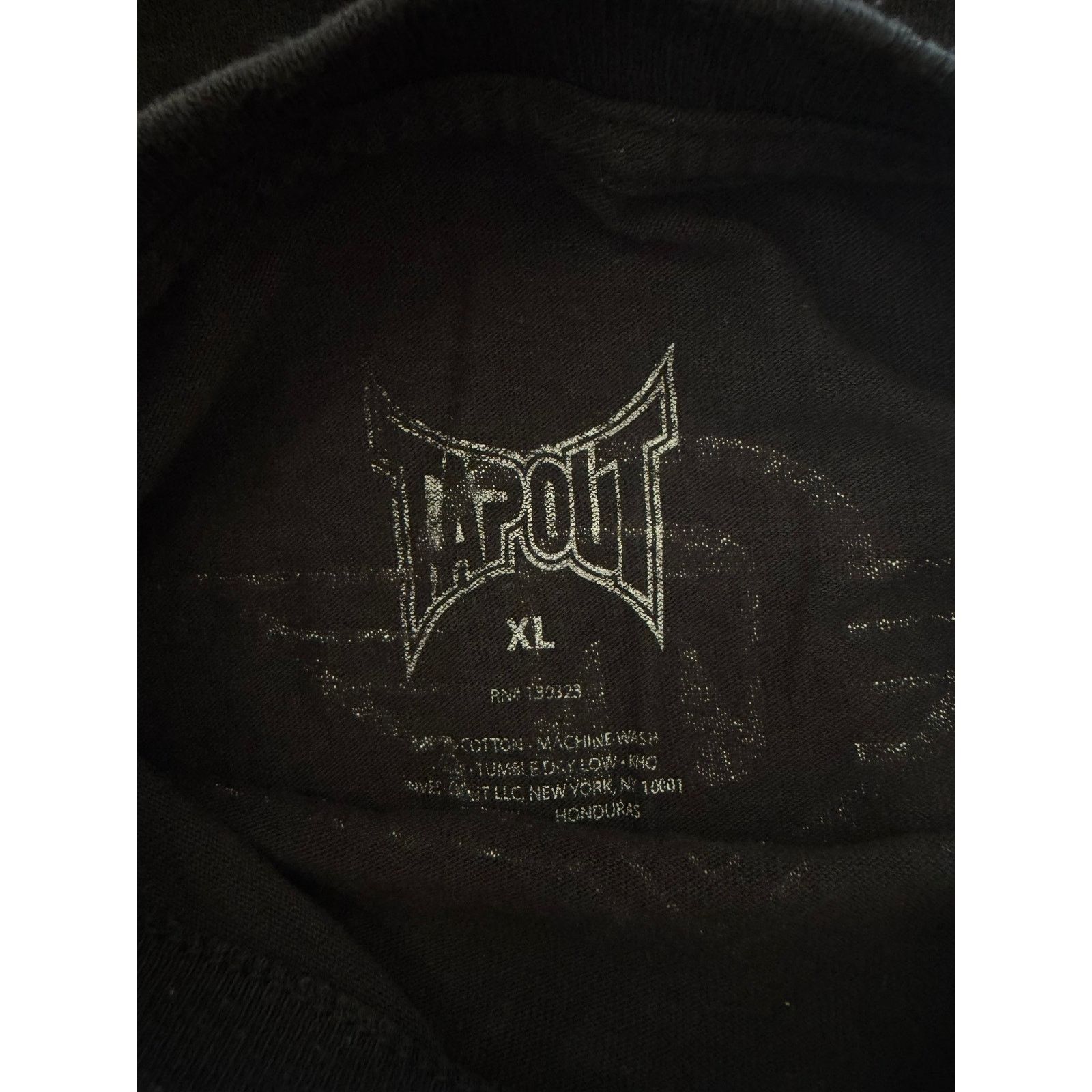 Tapout TapOut Mens XL Black Graphic Tee Skull Combat Grunge Y2K Size US XL / EU 56 / 4 - 2 Thumbnail