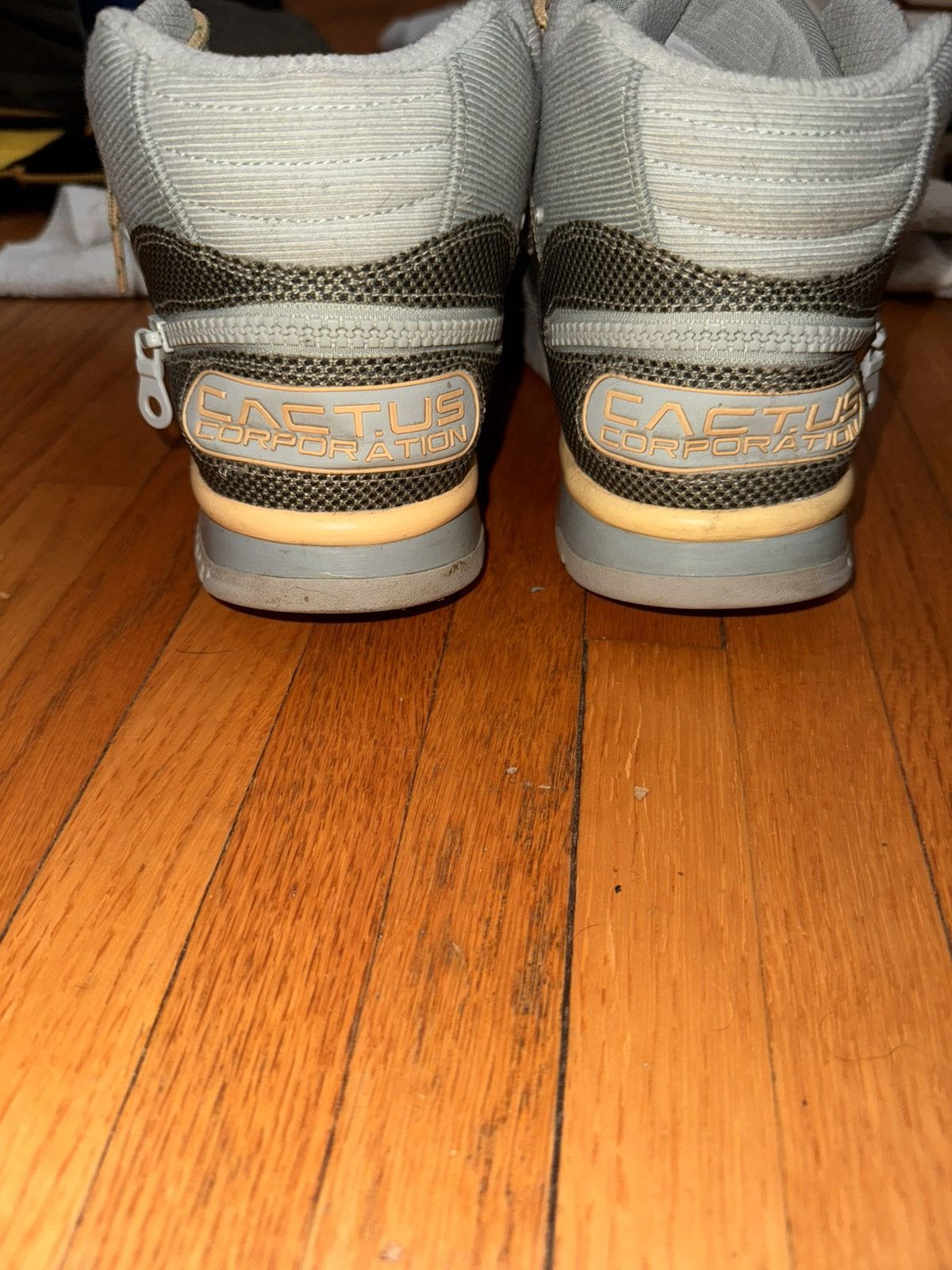 Nike × Travis Scott Travis Scott air trainer 1 Size US 11 / EU 44 - 2 Thumbnail