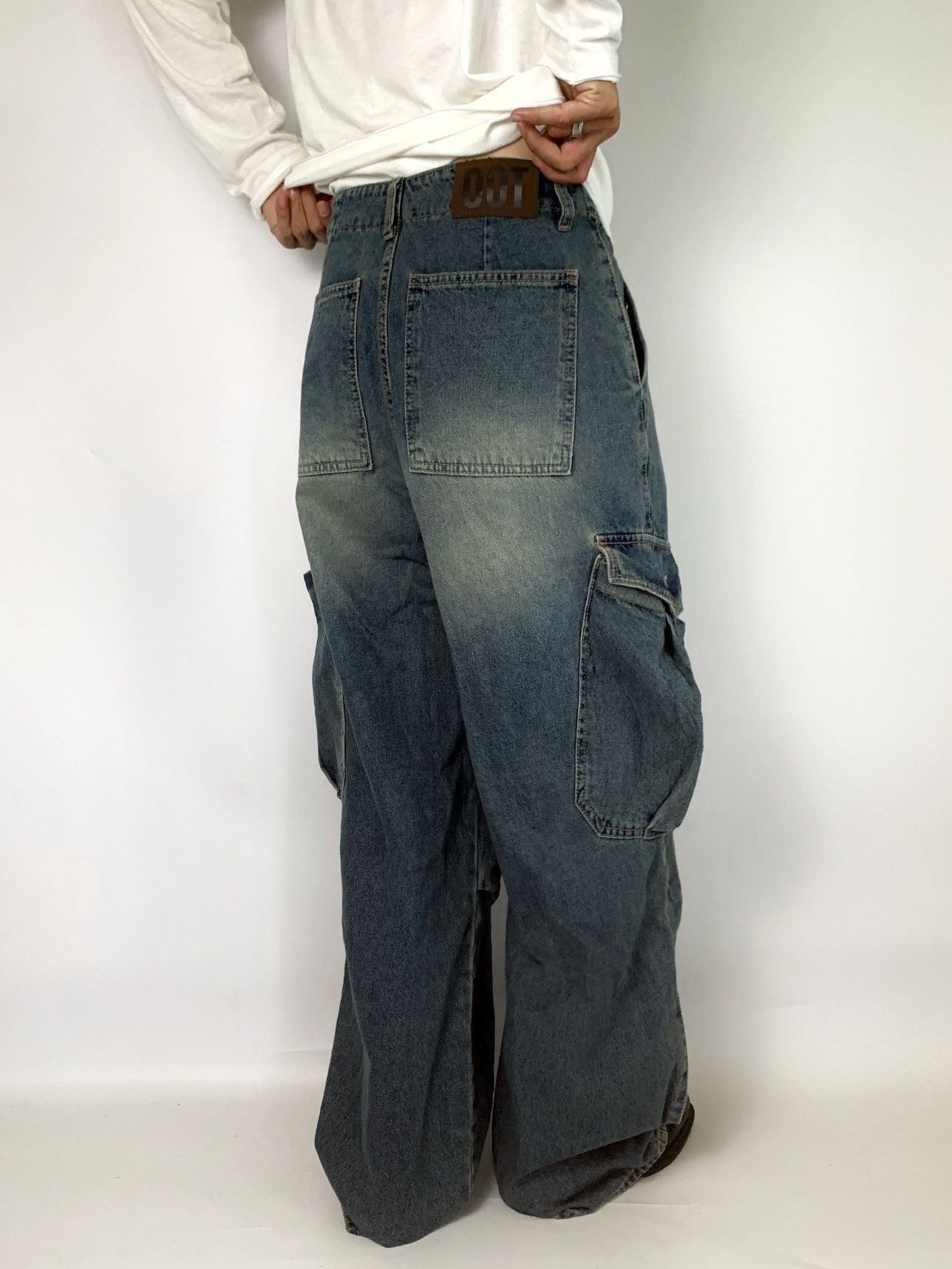 Jean BAGGY BALLOON PANT OOT JEANS Y2kV STYLE Size US 27 - 14 Thumbnail