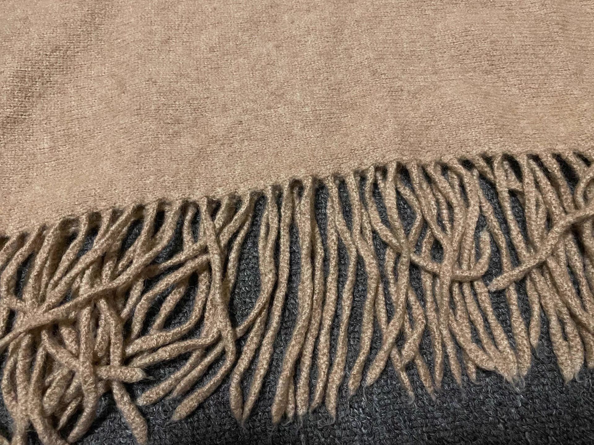 Max Mara Women's wool knit pullover. Size XS / US 0-2 / IT 36-38 - 3 Thumbnail