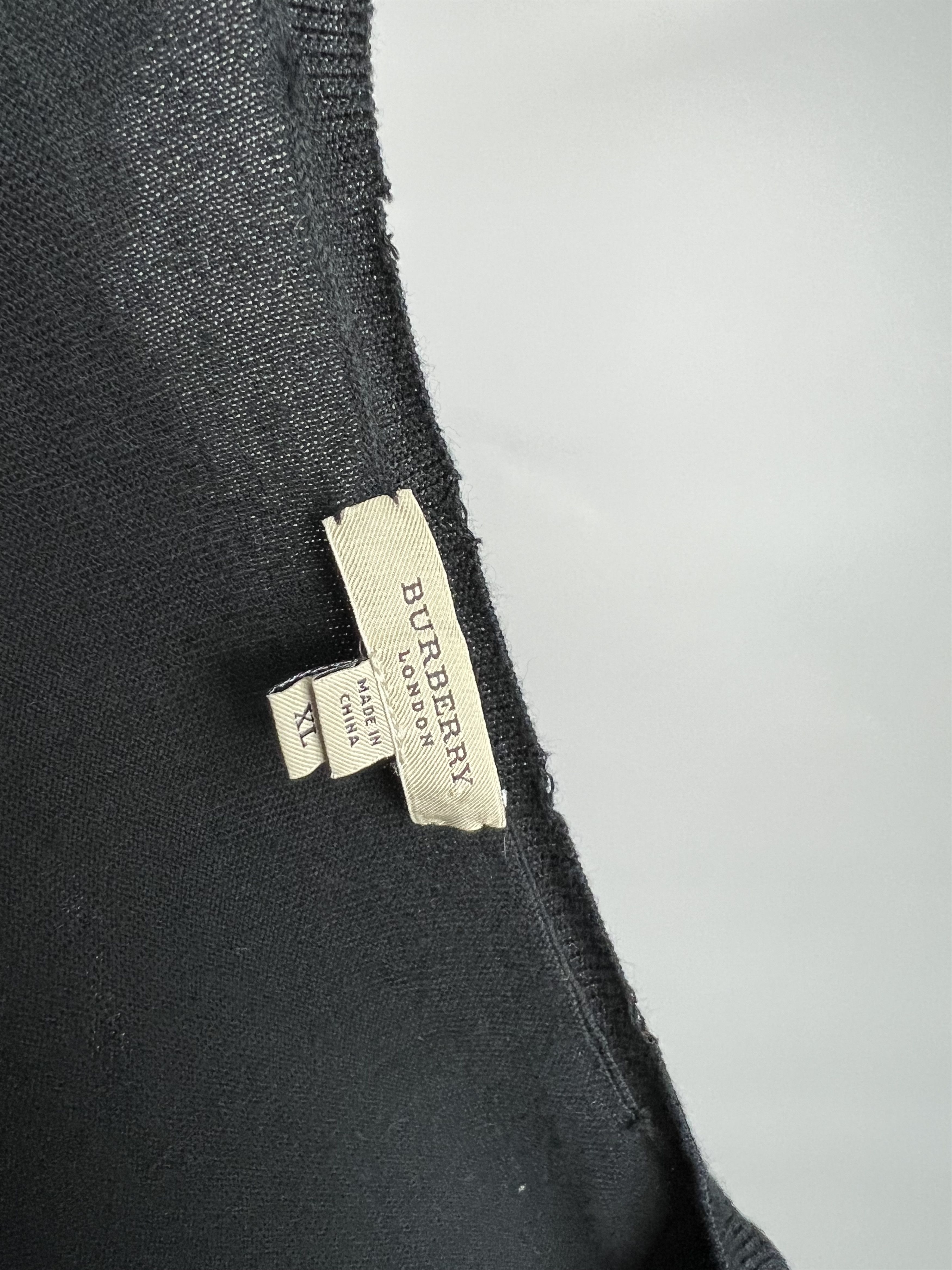 Burberry Burberry Cotton Pullover V-Neck Sweater Size XL Size US XL / EU 56 / 4 - 9 Thumbnail