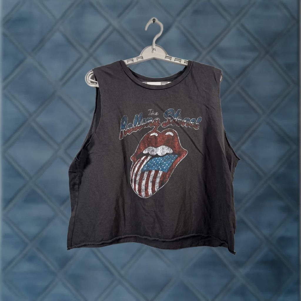 Vintage VINTAGE Women’s Rolling Stones Cropped Tank Top T Shirt Gray 2XL Crew Neck Sleeveless Spaghetti Strap 100% Cotton USA Rock Music Biker Punk Retro Size XXL / US 16-18 / IT 52-54 - 1 Thumbnail