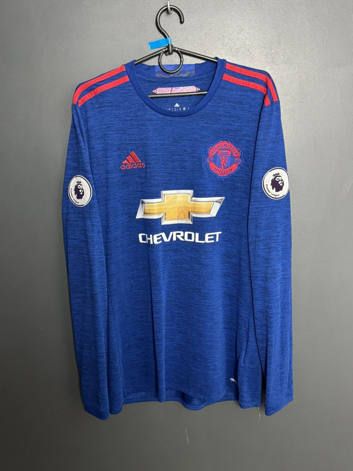 Adidas Manchester United 16/17 Away Shaw Football Jersey Shirt Size US M / EU 48-50 / 2 - 2 Thumbnail