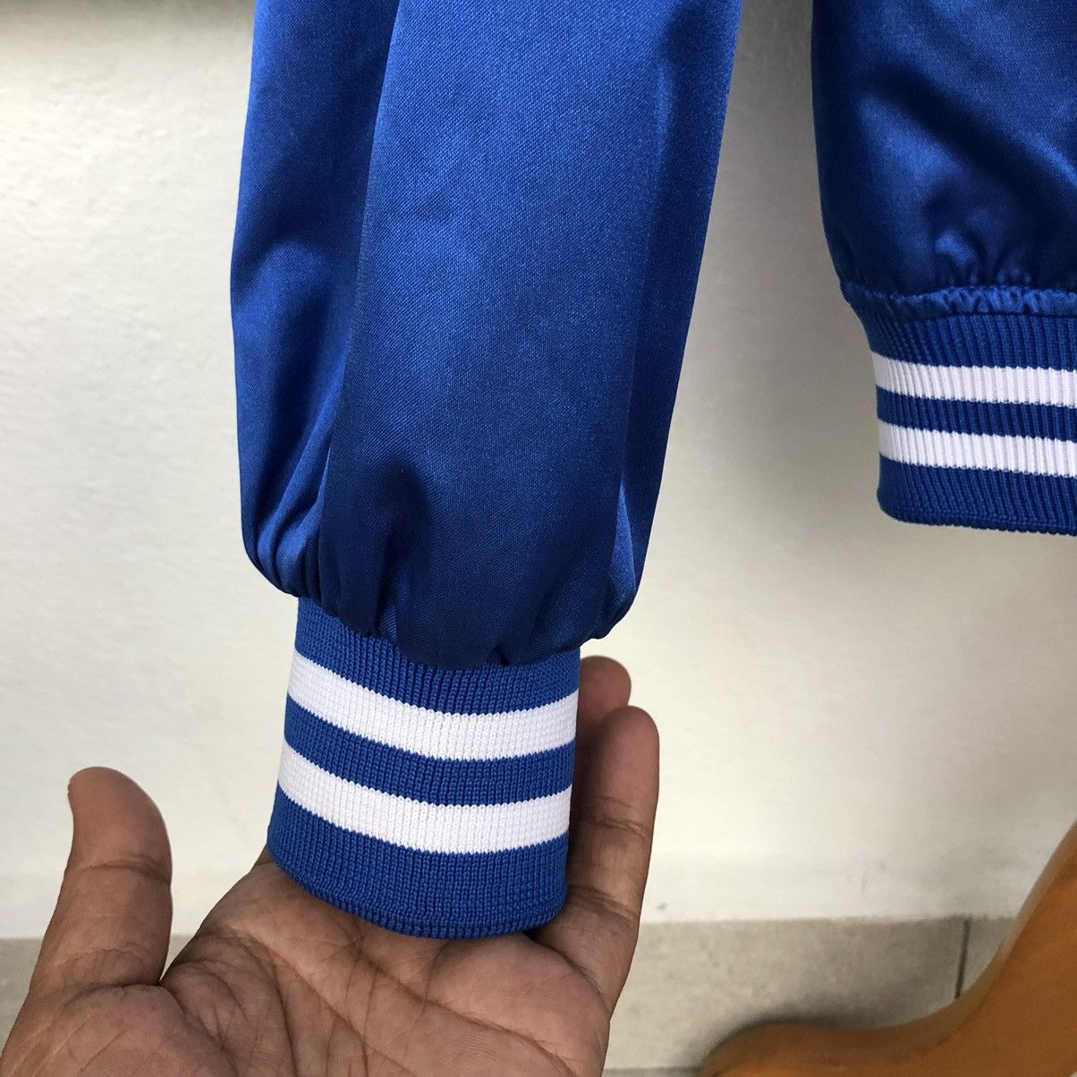 MLB Vintage Genuihe Merchandise LA Dodgers Nylon Varsity Jacket Size US L / EU 52-54 / 3 - 6 Thumbnail