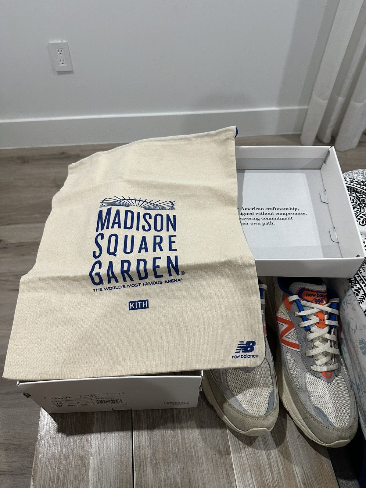 New Balance New Balance 990v6 Madison Square Garden x KITH Knicks Size US 10 / EU 43 - 7 Thumbnail