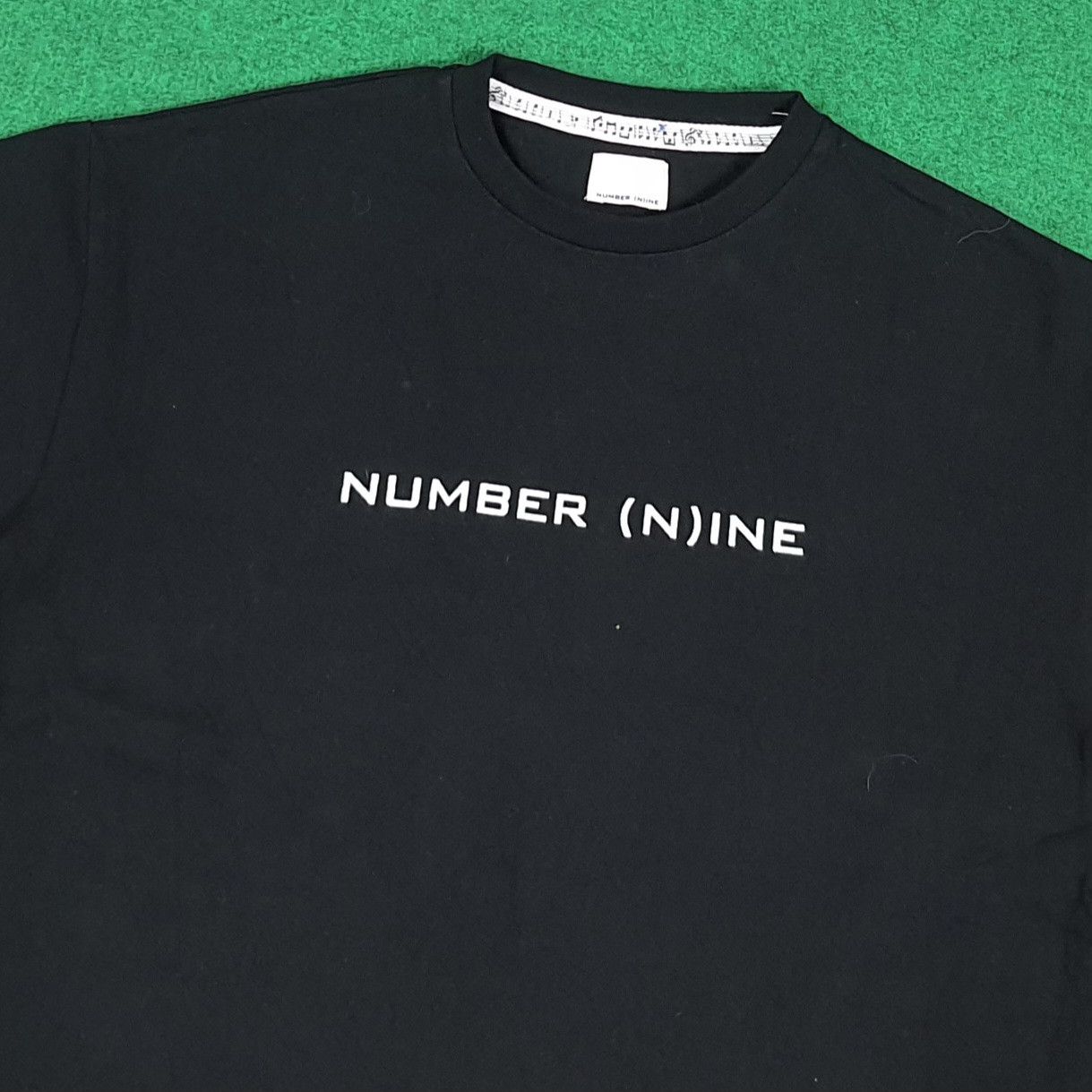 Number (N)ine Vintage Number Nine Studious Center Logo Boxy Tshirt C294N37 Size US L / EU 52-54 / 3 - 2 Thumbnail