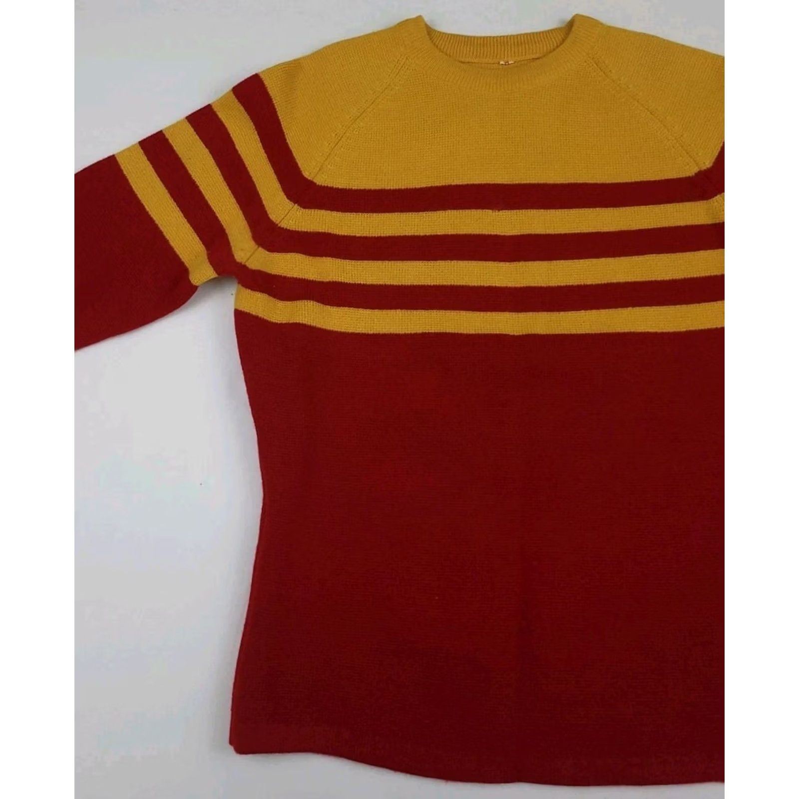 Vintage VINTAGE Ski Sweater Trim Fit Wool Thick Knit Striped USA Winter Sport 70s 80s Size US S / EU 44-46 / 1 - 3 Thumbnail