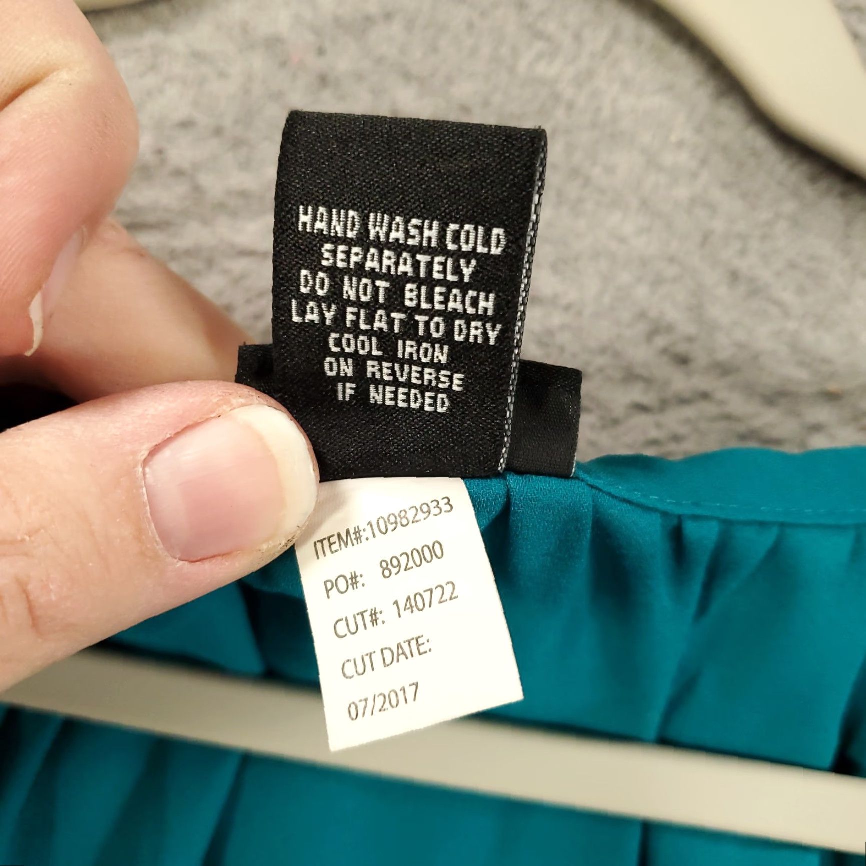 Torrid Torrid Blouse Womens 1X Blue Lace Shoulders Keyhole Neck Short Sleeve Shirt V-Neck Pullover Casual Party/Cocktail Travel Tunic Size XL / US 12-14 / IT 48-50 - 7 Thumbnail