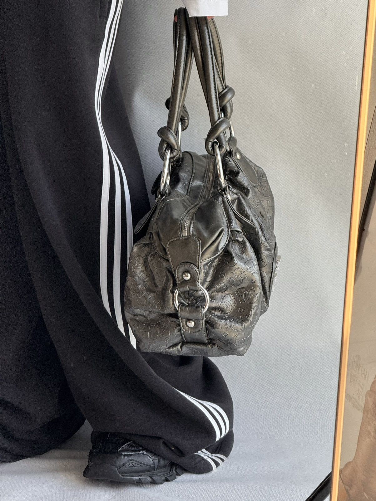 Guess Vintage Guess Monogram logo bag 00s Y2k Handbag Size ONE SIZE - 4 Thumbnail