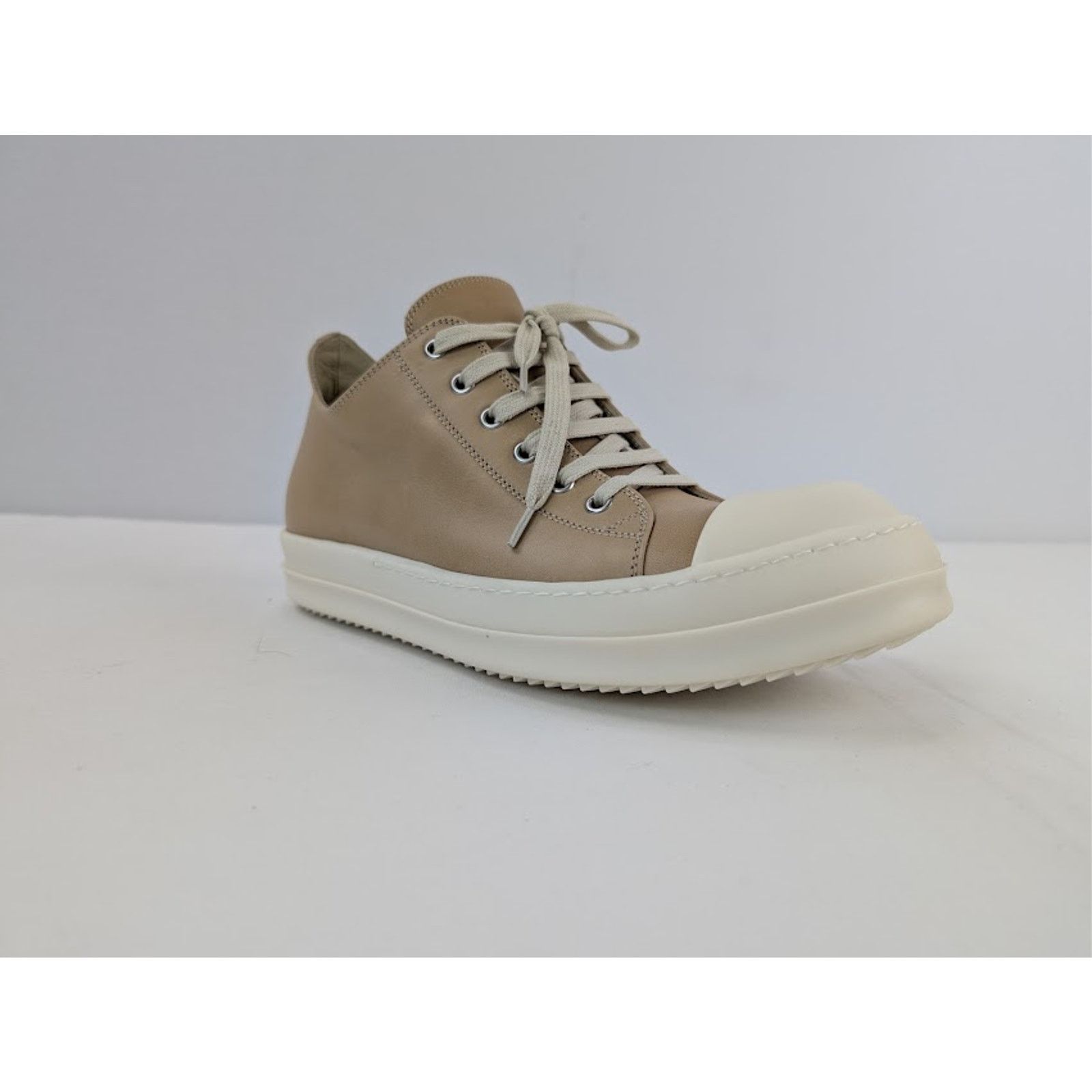 Rick Owens o1rshd1 Hollywood Runway Low Top Sneakers Parchment / Milk Size US 7 / EU 40 - 2 Thumbnail