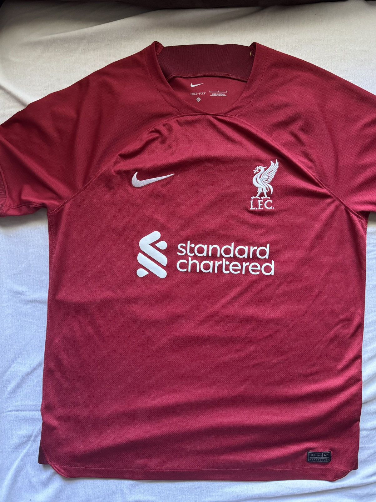 Nike Liverpool Red Home Nike Kit Jersey 22/23 Size US L / EU 52-54 / 3 - 1 Thumbnail