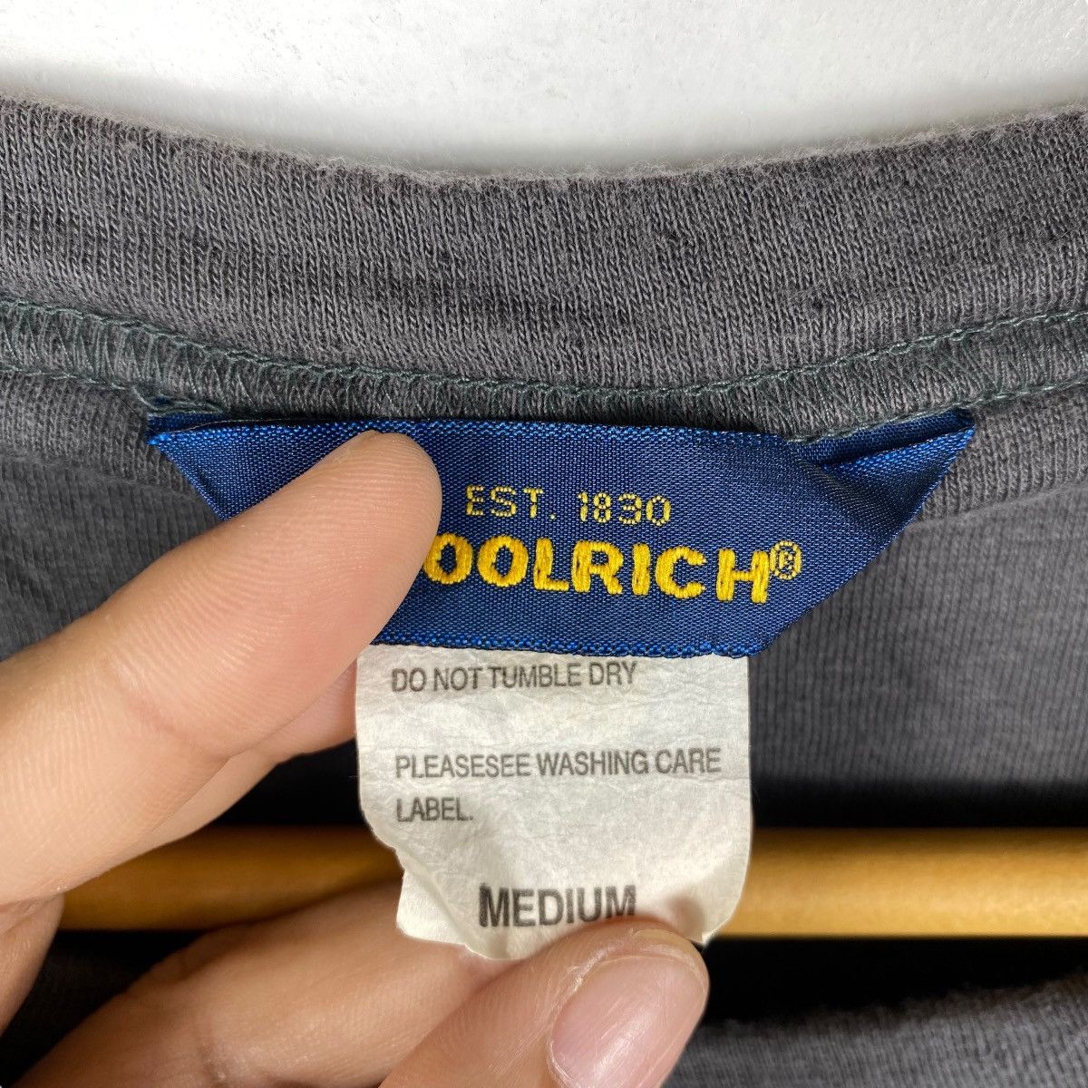 Vintage × Woolrich Woolen Mills Vintage 90's WOOLRICH Button Sweater Cardigans Medium Size Size M / US 6-8 / IT 42-44 - 5 Thumbnail