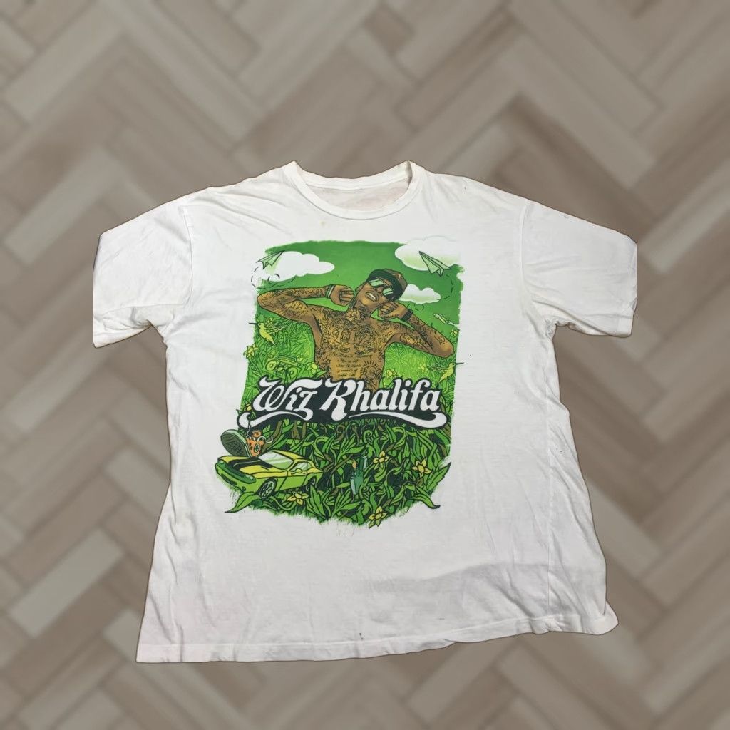 Vintage Wiz Khalifa T Shirt White Short Sleeve Size L DISTRESS 2119 Men's Crew Neck Graphic Regular Fit Size US L / EU 52-54 / 3 - 1 Thumbnail
