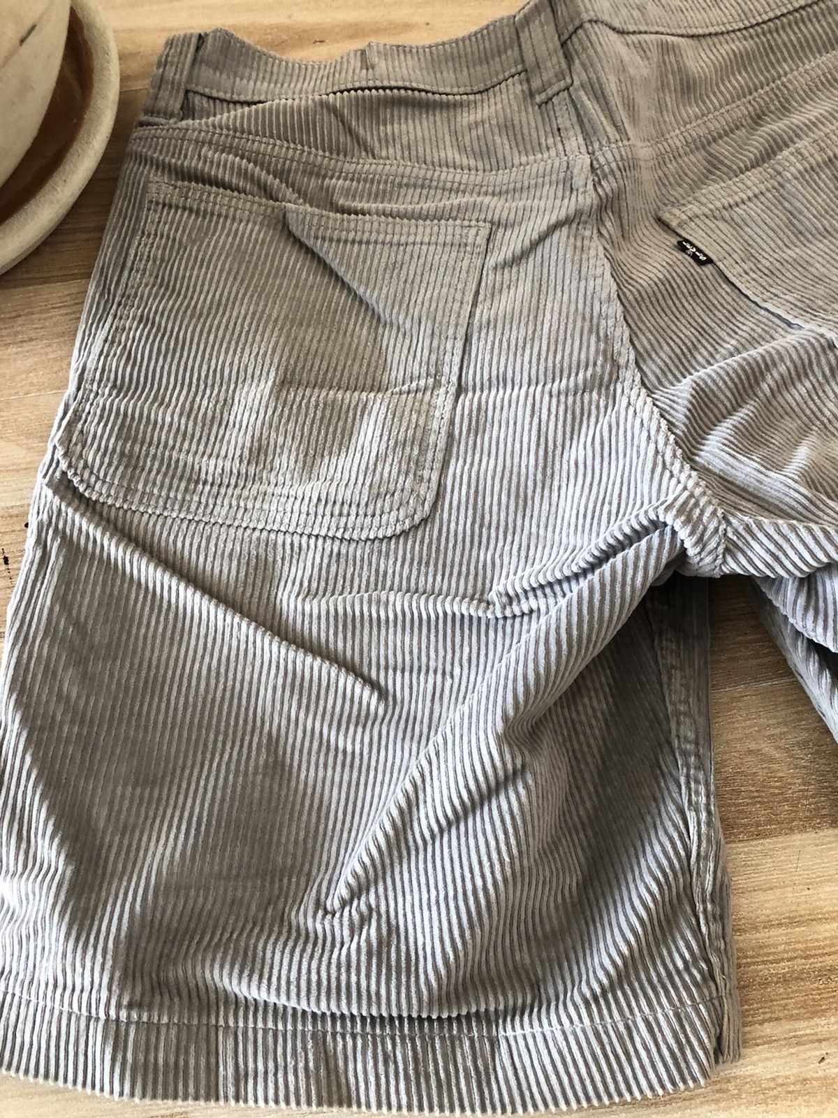 Levi's Levi’s Skate-Drop-In Corduroy Shorts W33 Grey Rare Pair Size US 33 - 3 Thumbnail