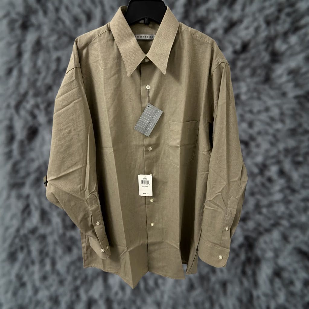 Geoffrey Beene Geoffrey Beene Dress Shirt Mens 17 32/33 Brown Button Up Wrinkle Free L/S Size 46R - 1 Thumbnail