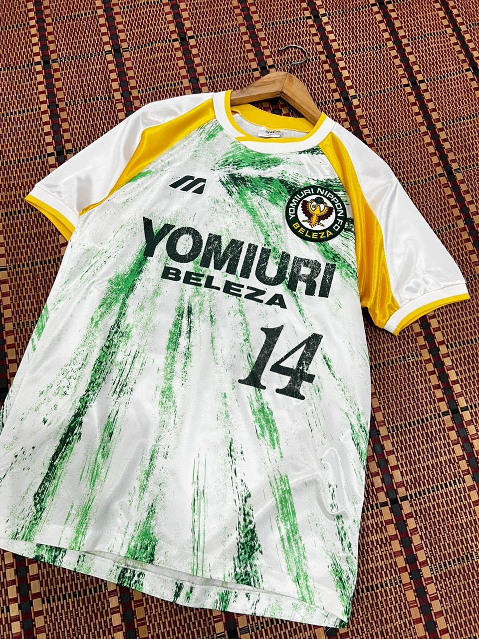 Other Vintage J league Yomiuri Nippon FC Jersey Size US L / EU 52-54 / 3 - 4 Thumbnail