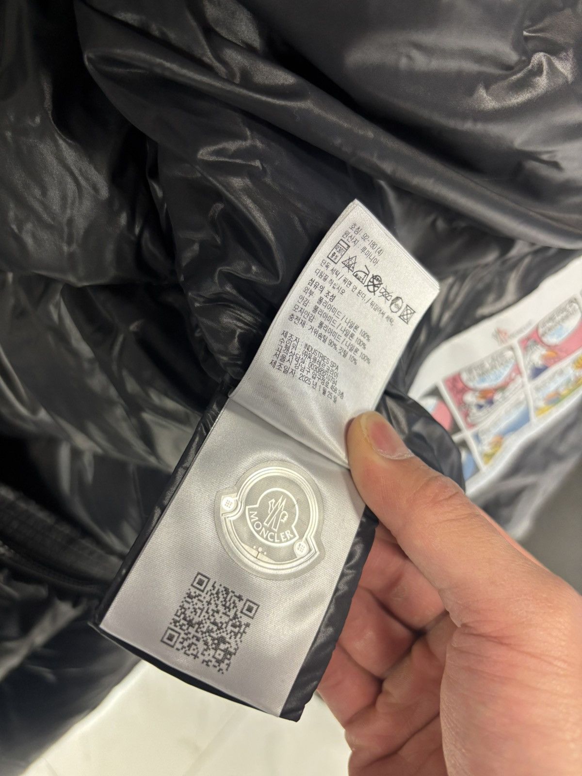 Moncler Black Moncler Maya Giubbotto jacket in size 4 Size US L / EU 52-54 / 3 - 14 Thumbnail