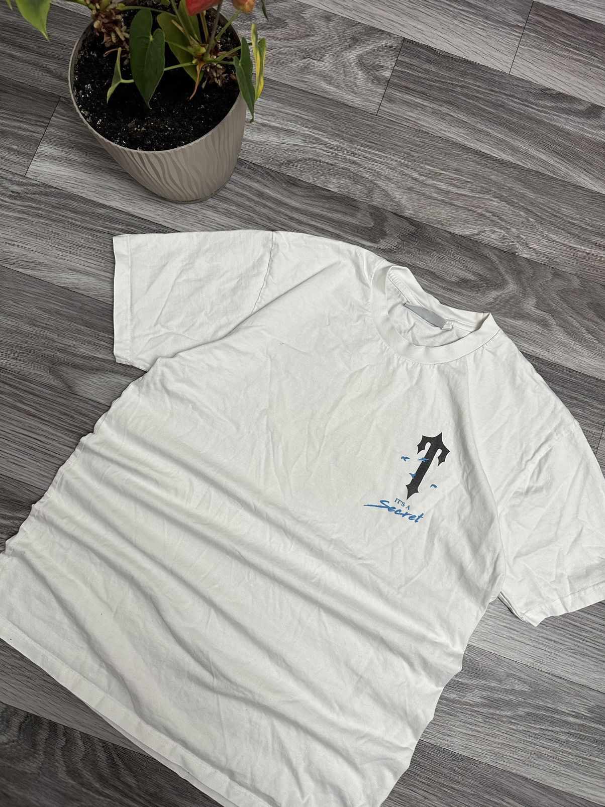 Trapstar London Trapstar London Big Logo T shirt Its a Secret Shooters Size US L / EU 52-54 / 3 - 2 Thumbnail